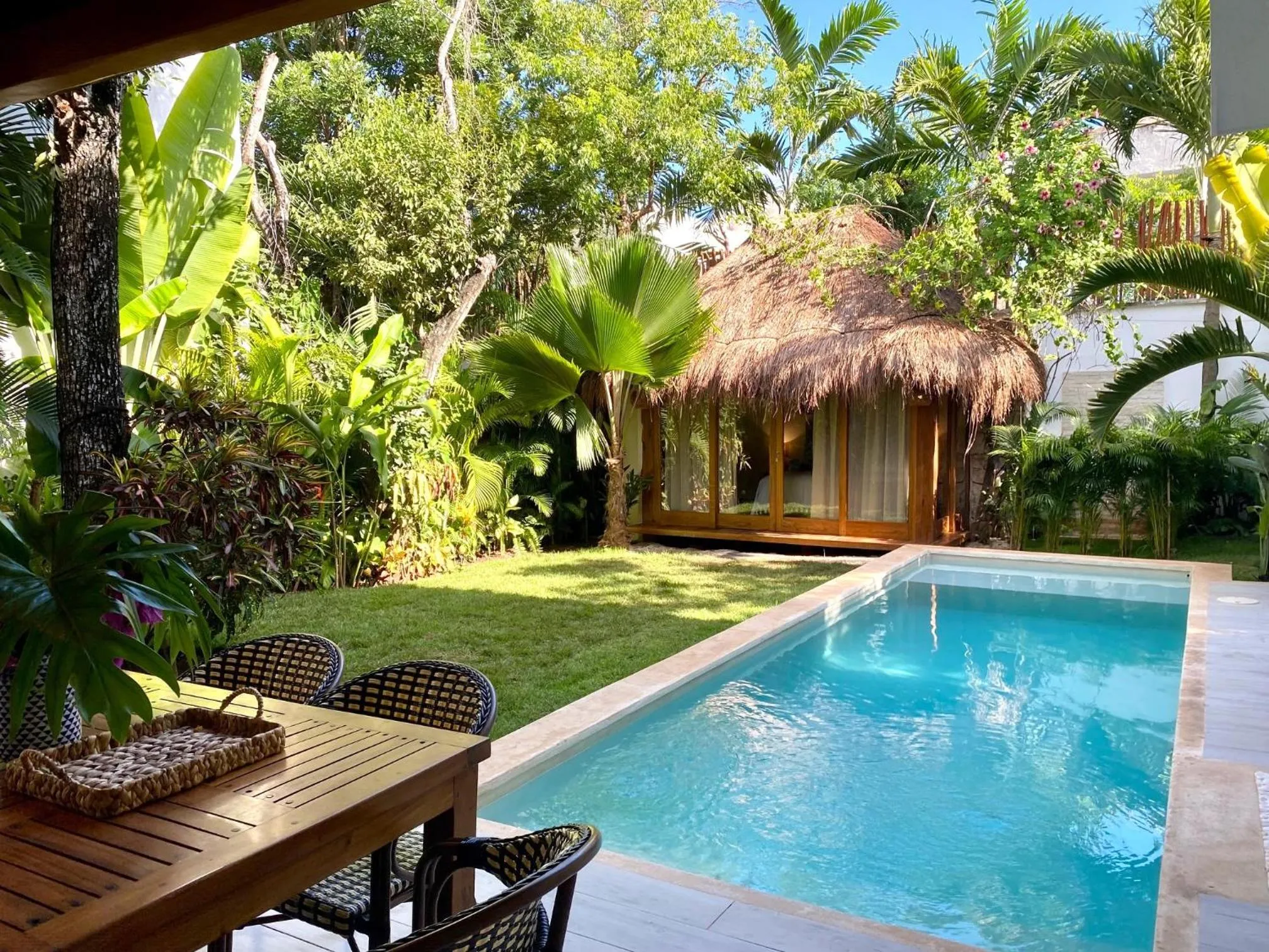 Luxury Private Villas , Private Pool, Private garden, Jacuzzi, 24hours security