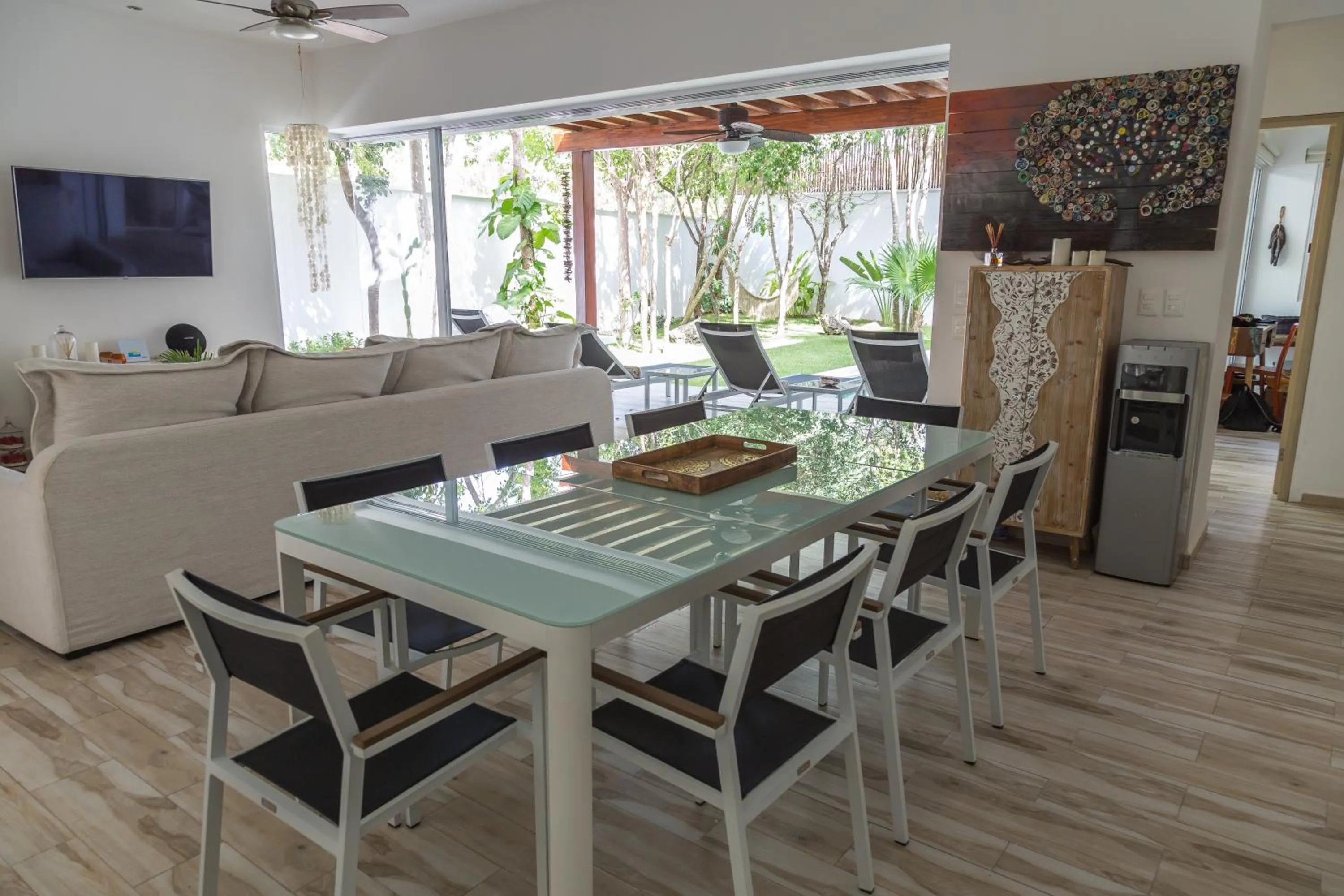 Living room in Luxury Private Villas , Private Pool, Private garden, Jacuzzi, 24hours security