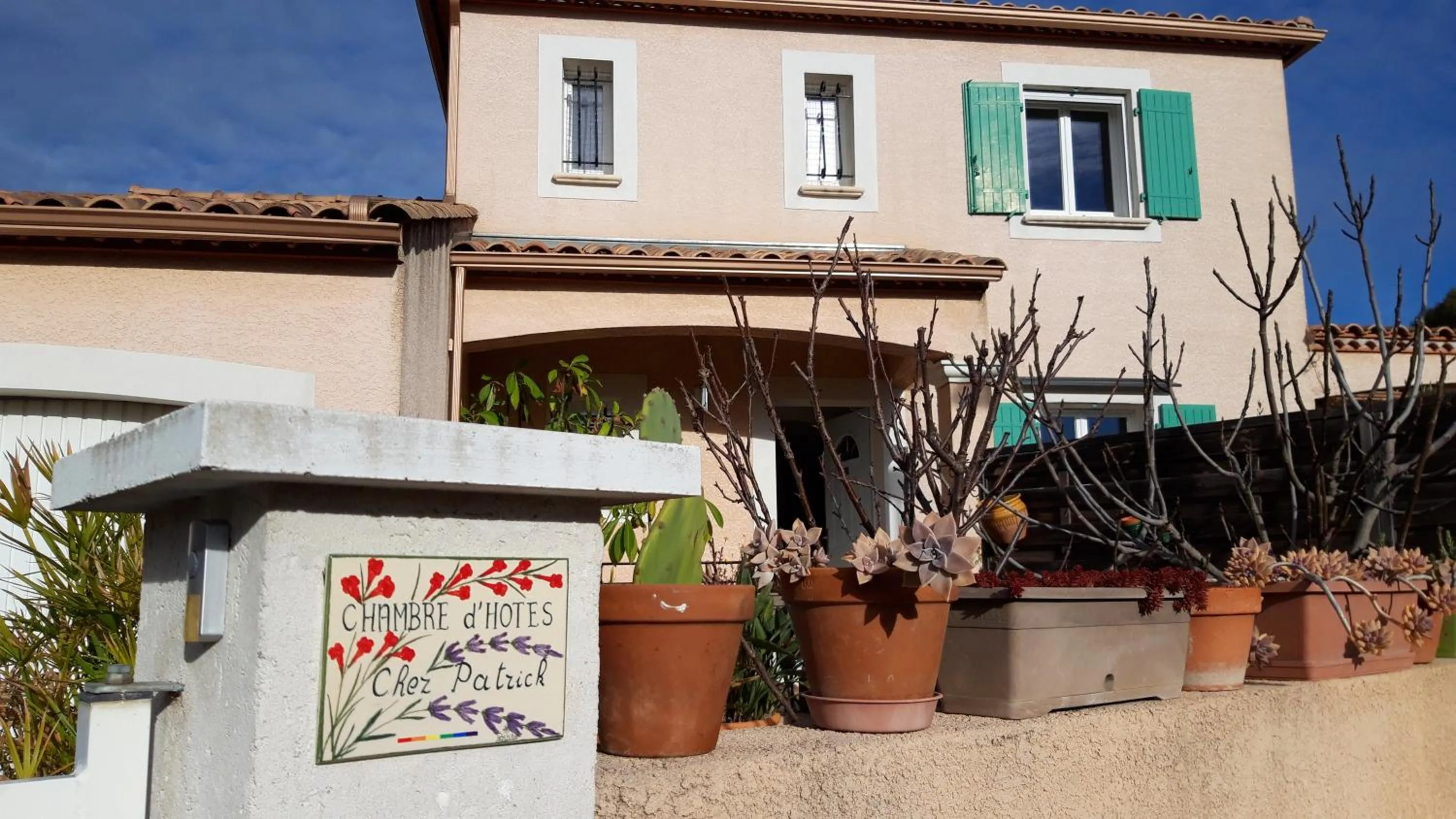 Property building in Chez Patrick Roujan