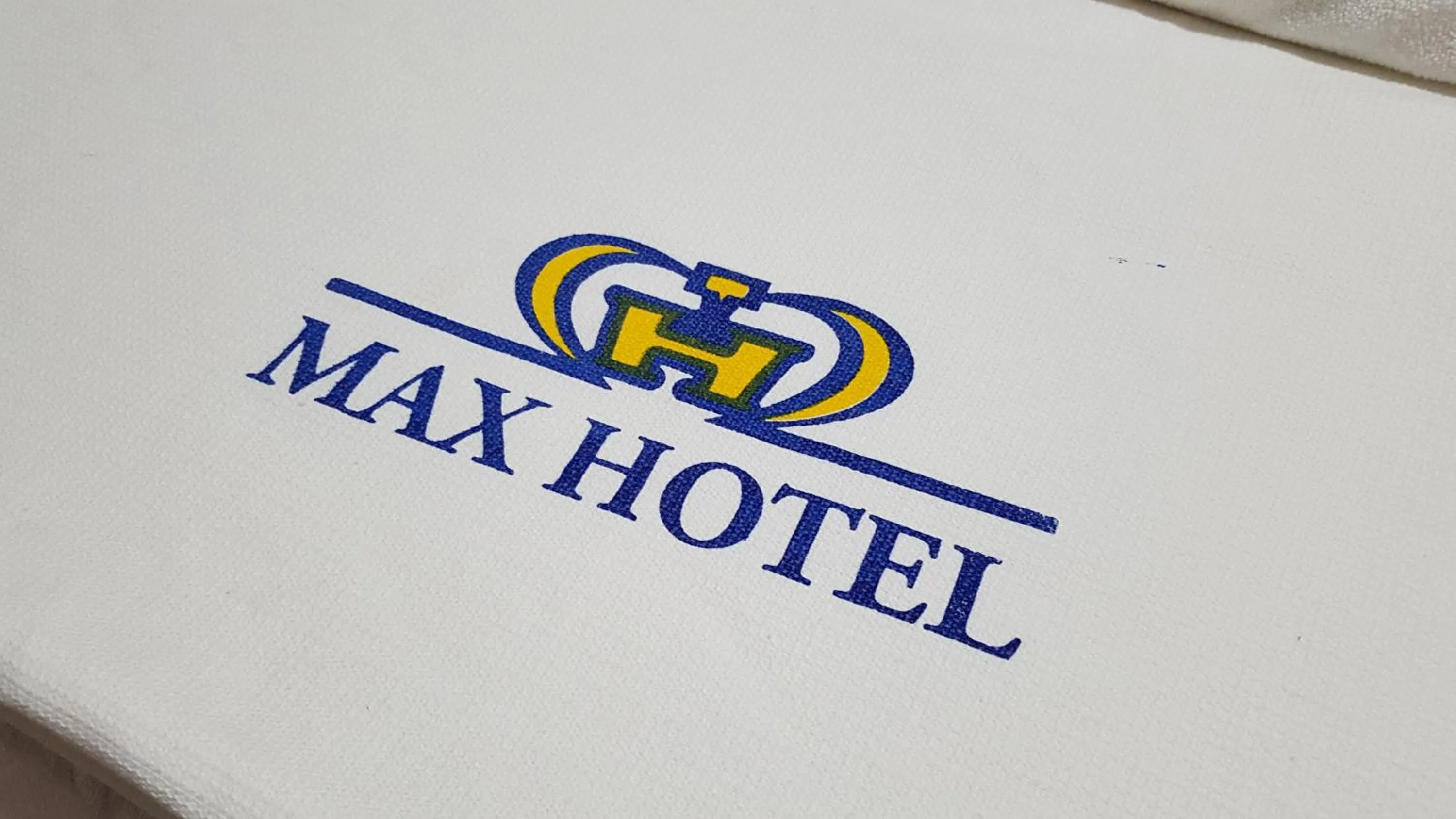 Photo of the whole room in Max Hotel