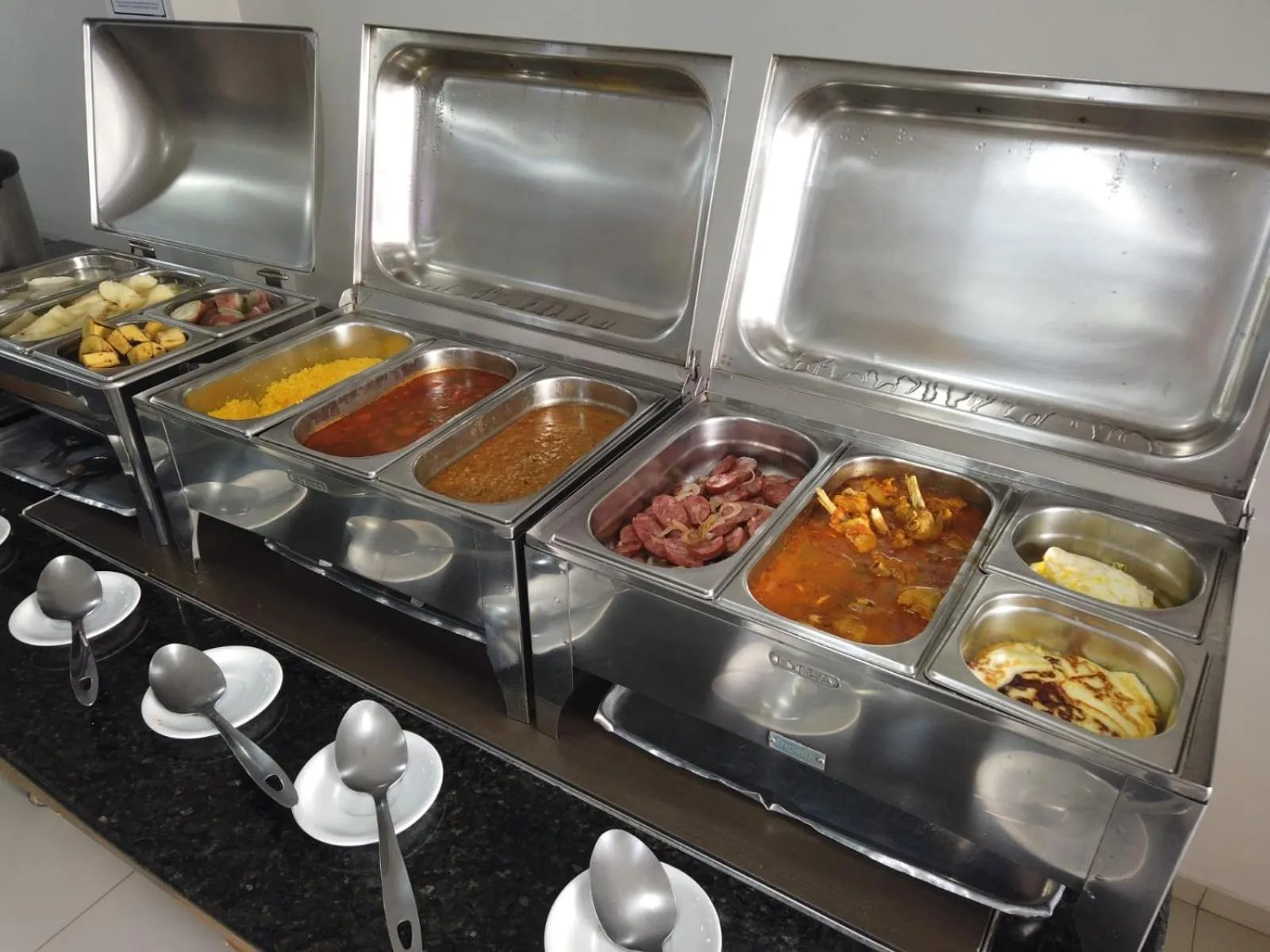 Buffet breakfast in Max Hotel