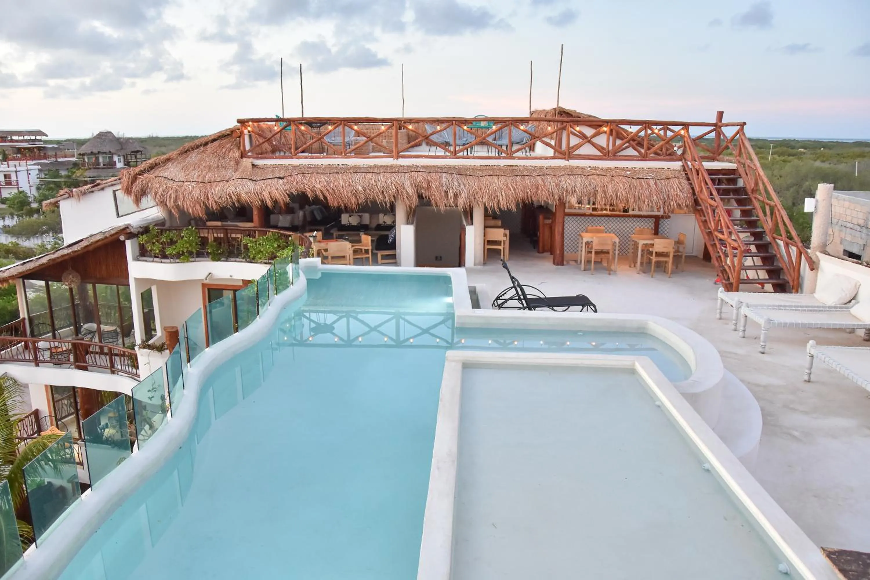 Swimming pool in Spirit Holbox