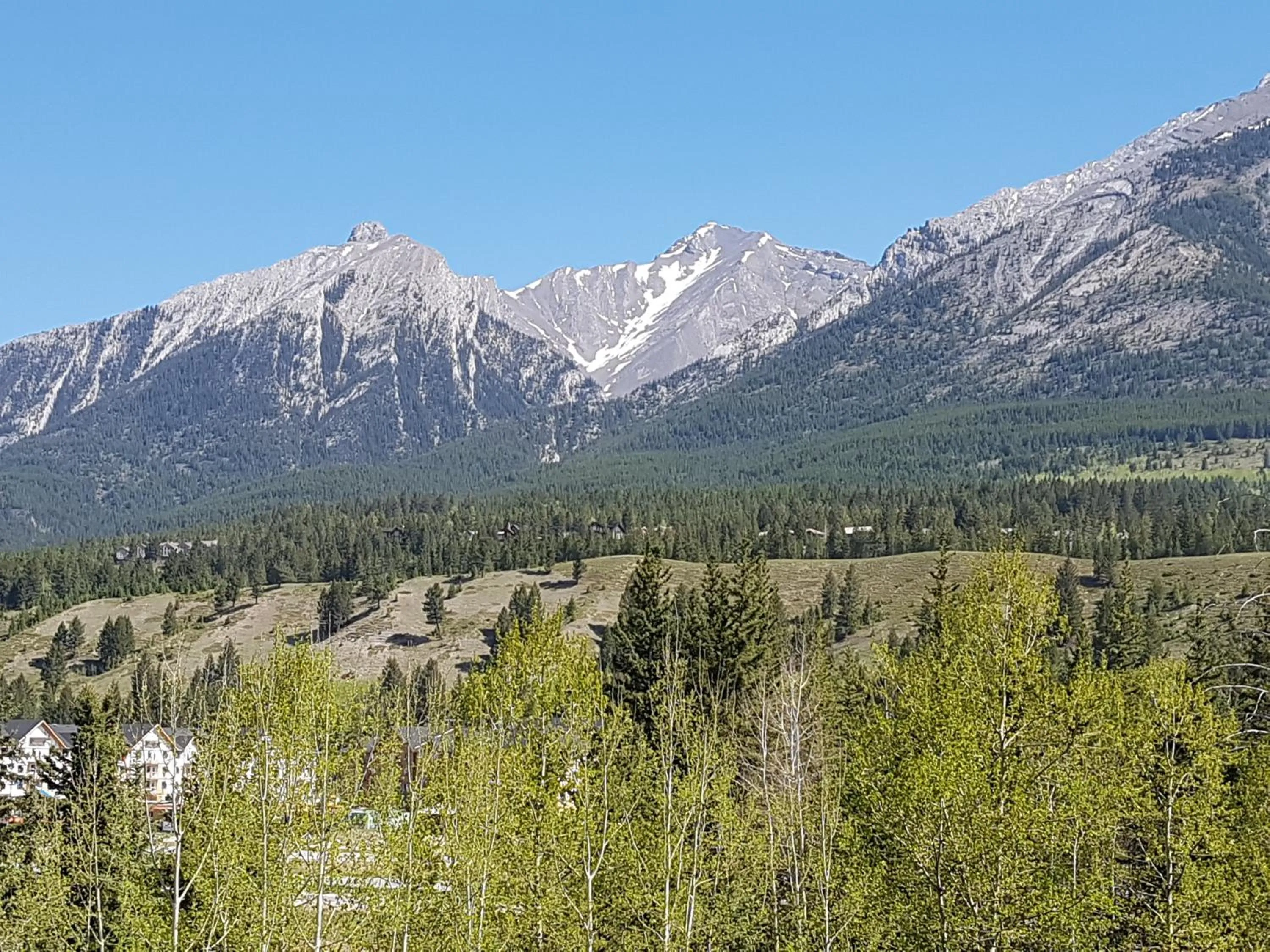 Mountain view in Sunset Mountain Inn