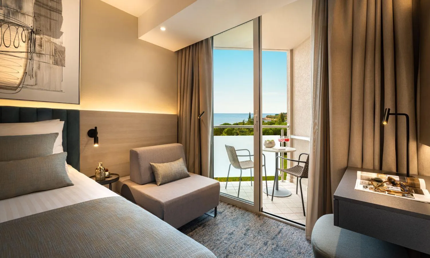 Bed in Aminess Vival Maestral Hotel