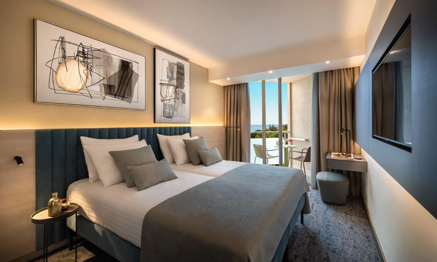 Bed in Aminess Vival Maestral Hotel