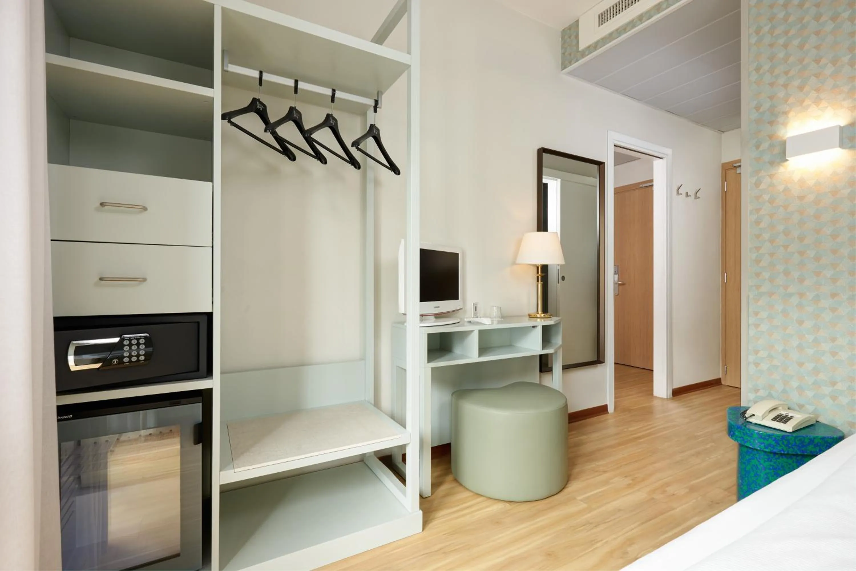 TV and multimedia in Hotel Croce Di Malta