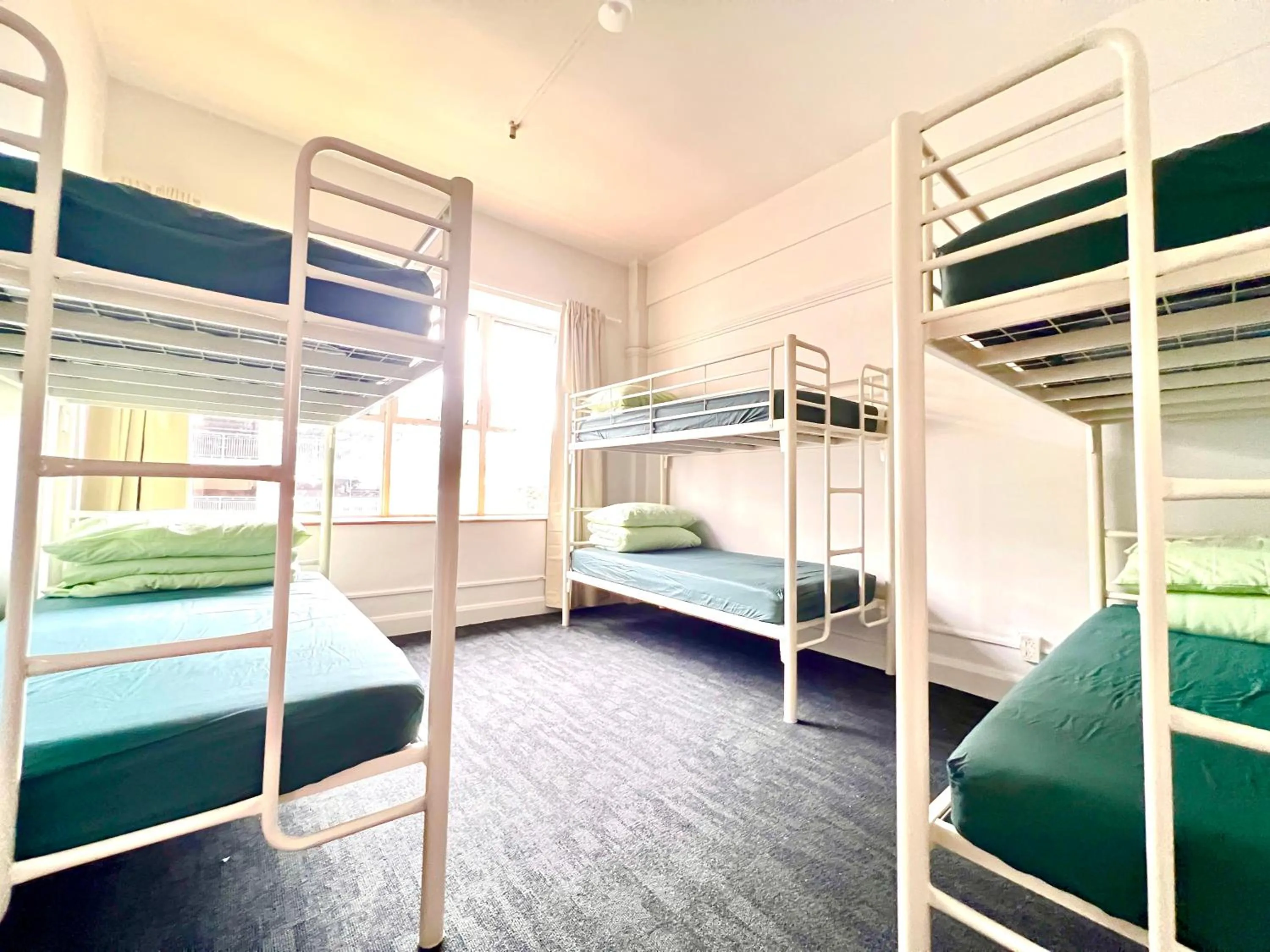 Bed in Utopia31 Hostel - formerly Frienz Backpacker