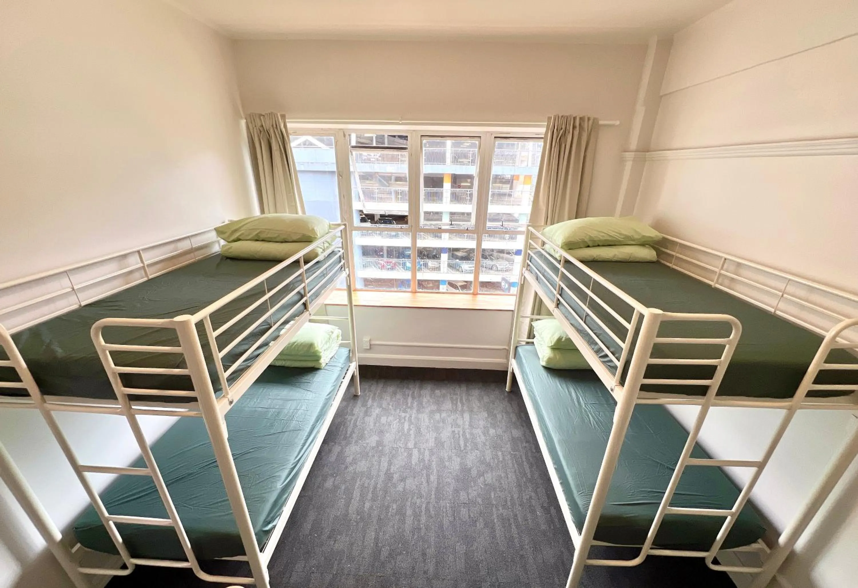 Bed in Utopia31 Hostel - formerly Frienz Backpacker