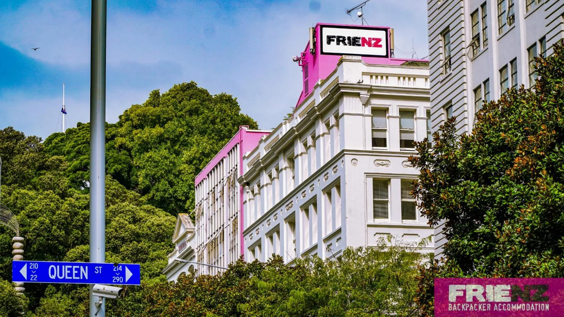 Property building in Frienz Backpacker