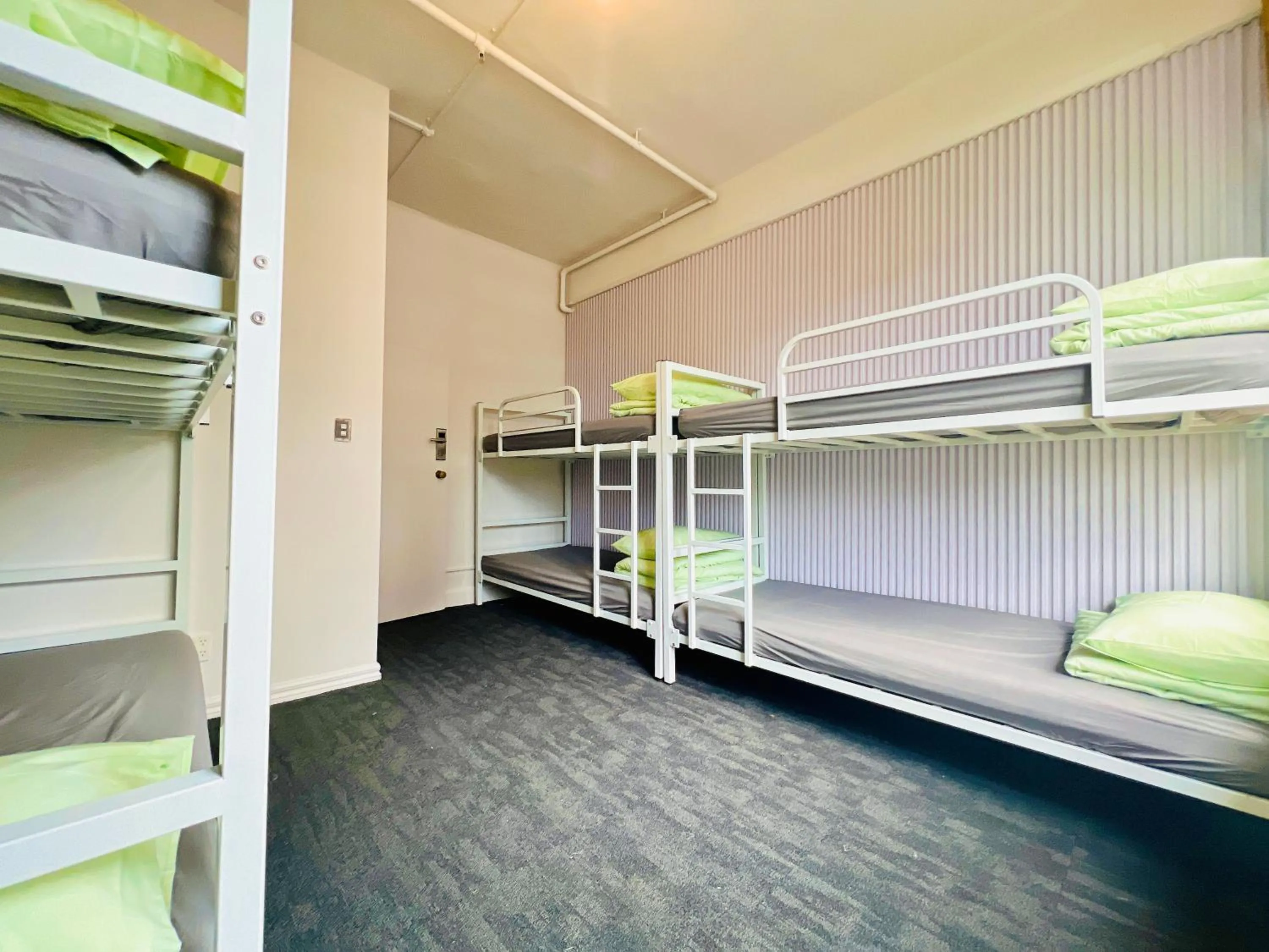 Bed in Utopia31 Hostel - formerly Frienz Backpacker