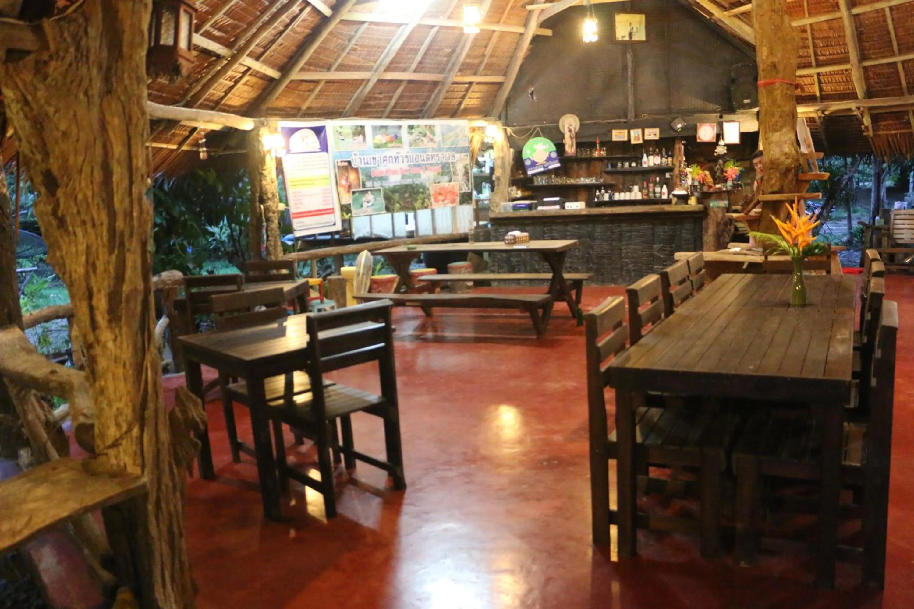 Dining area in Baan Khaosok Resort