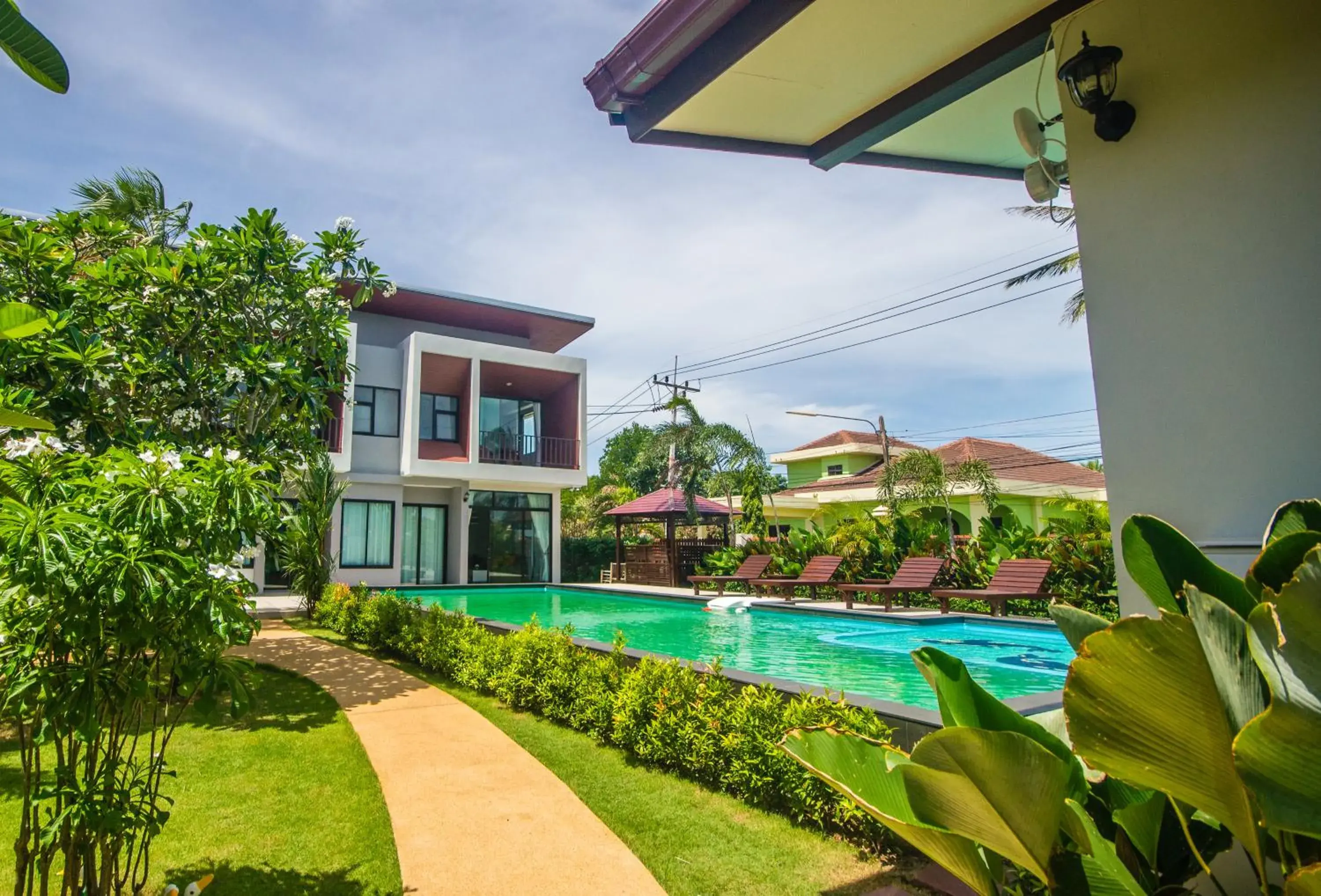 Superior Double Room with Pool View in Nitchanan Villa Superior Double Room with Pool View in Nitchanan Villa