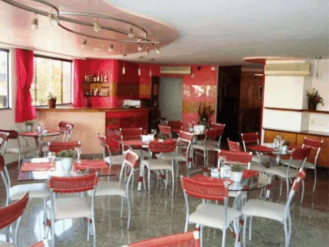 Restaurant/places to eat in Hotel Rosa Mar