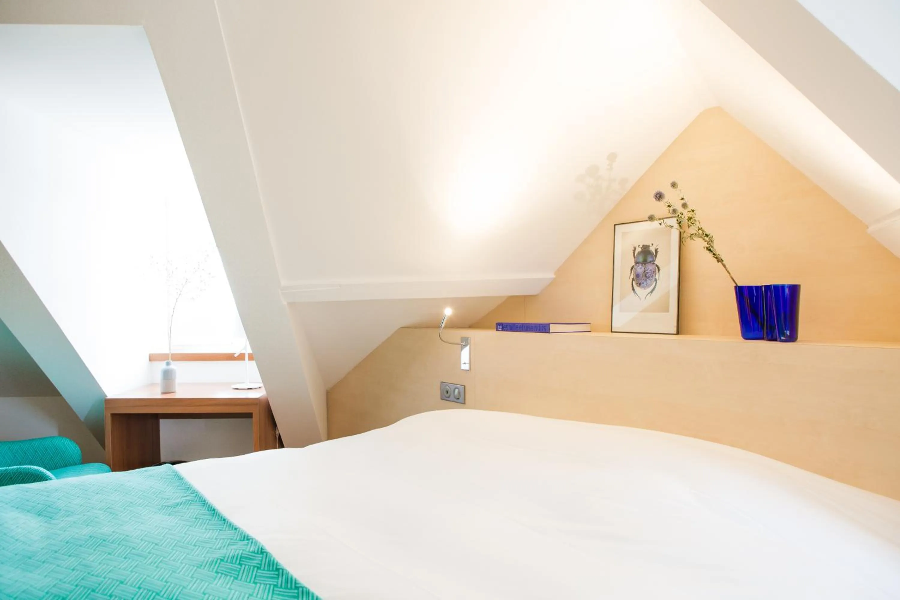 Bed in Hotel Le Clos De La Vouge