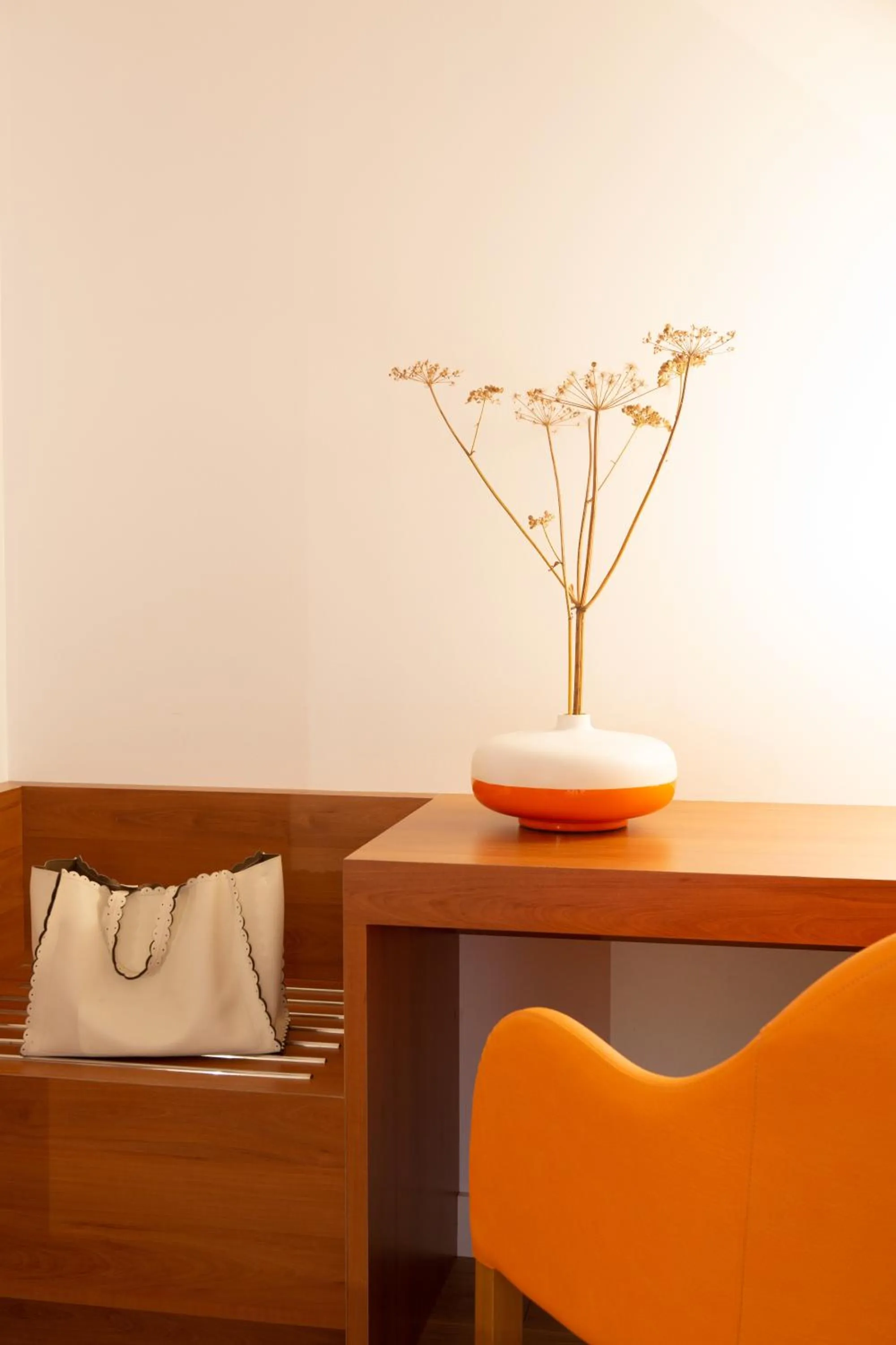 Seating area in Hotel Le Clos De La Vouge