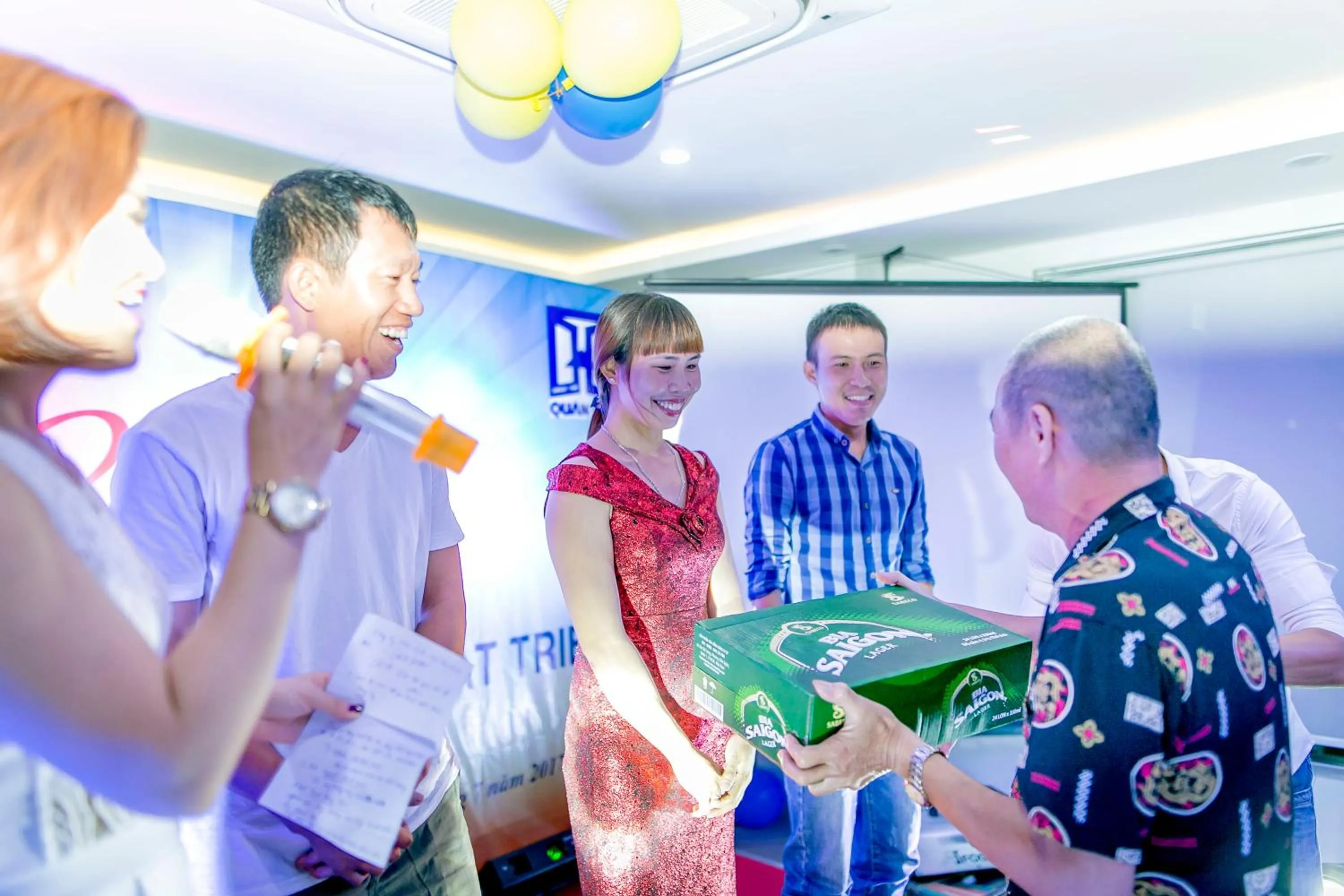 Staff in Anh Linh 2 Hotel