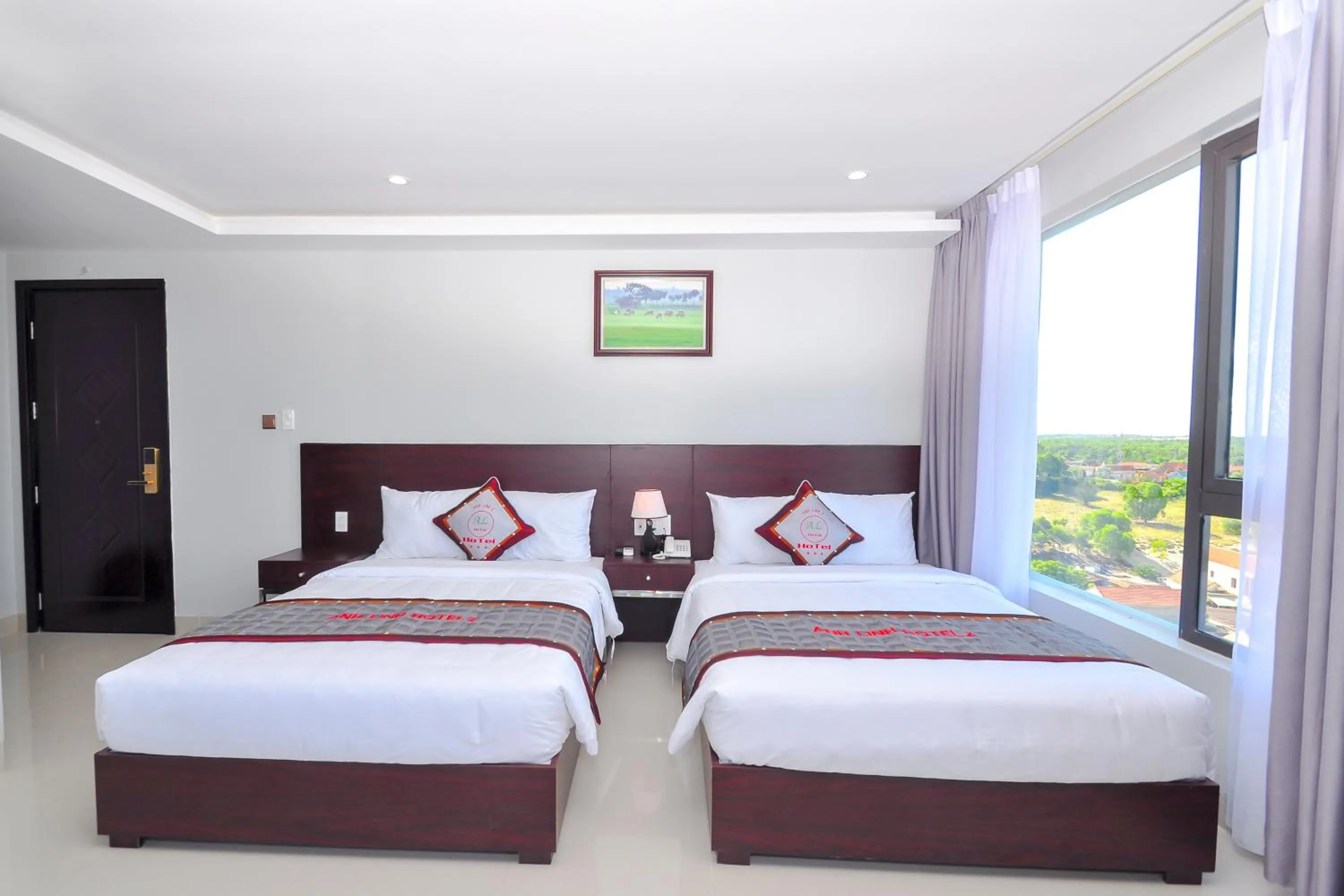 River view, Bed in Anh Linh 2 Hotel
