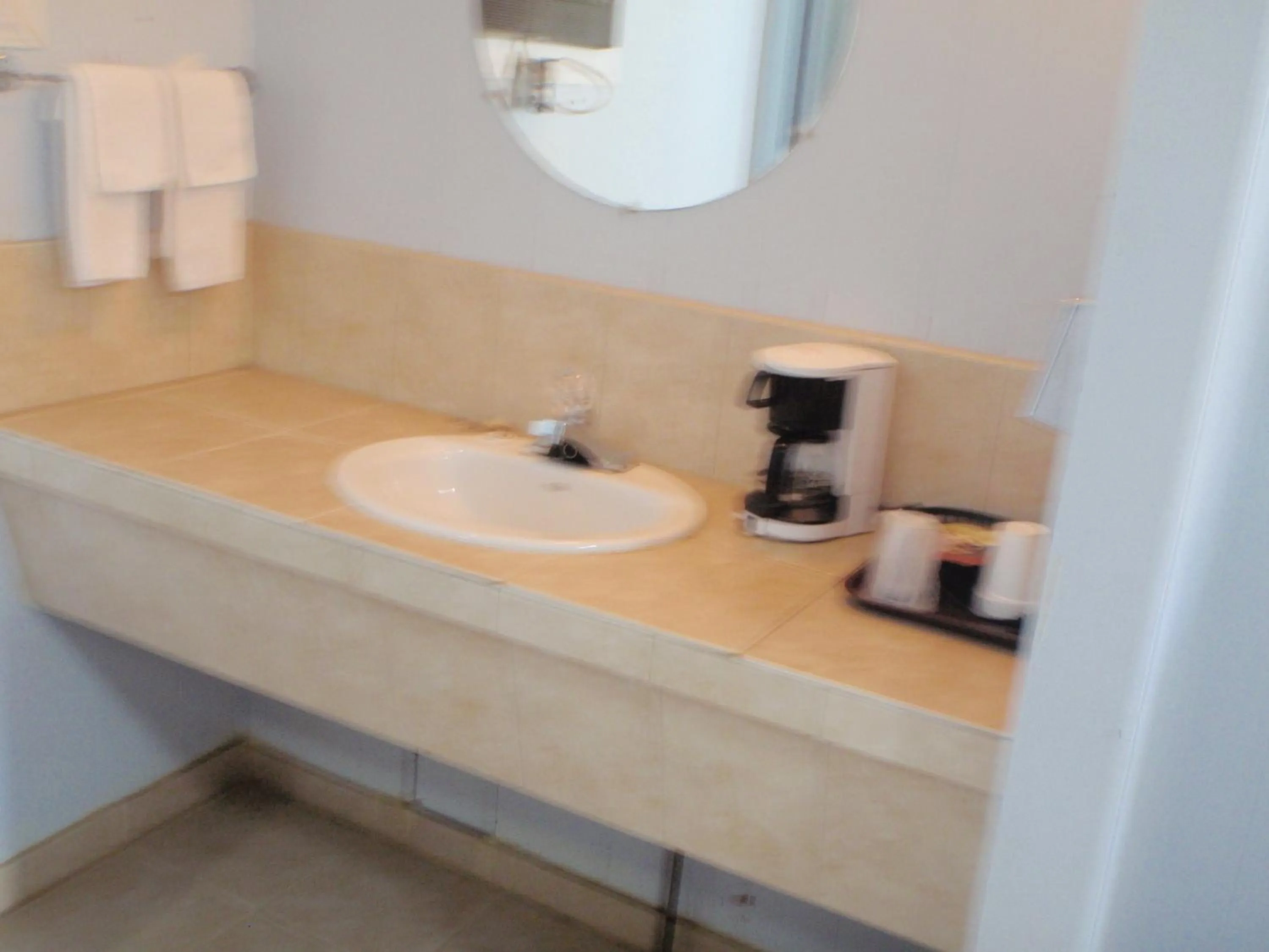 Bathroom in Trans Canada Motel