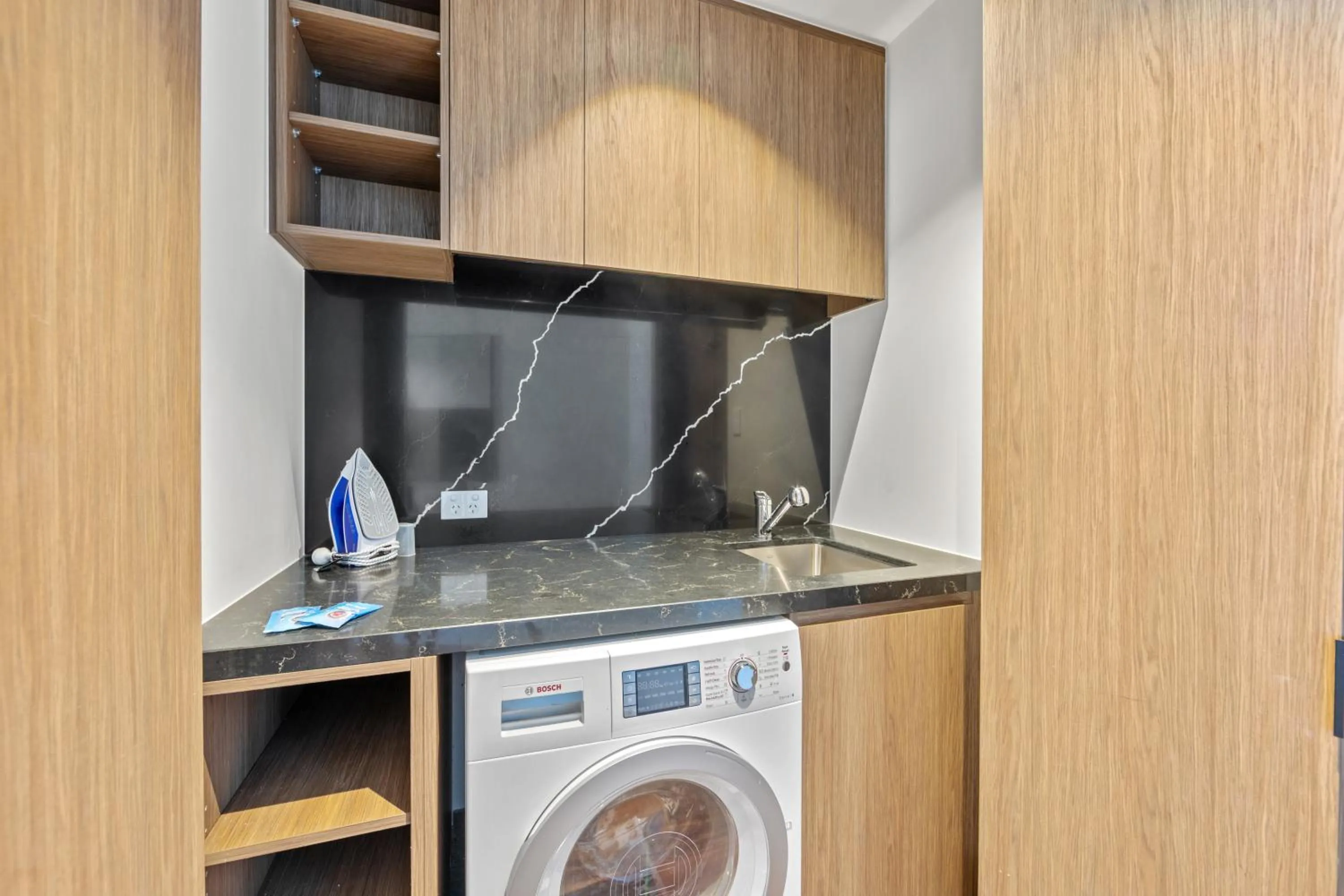 washing machine in Brisbane Skytower by CLLIX