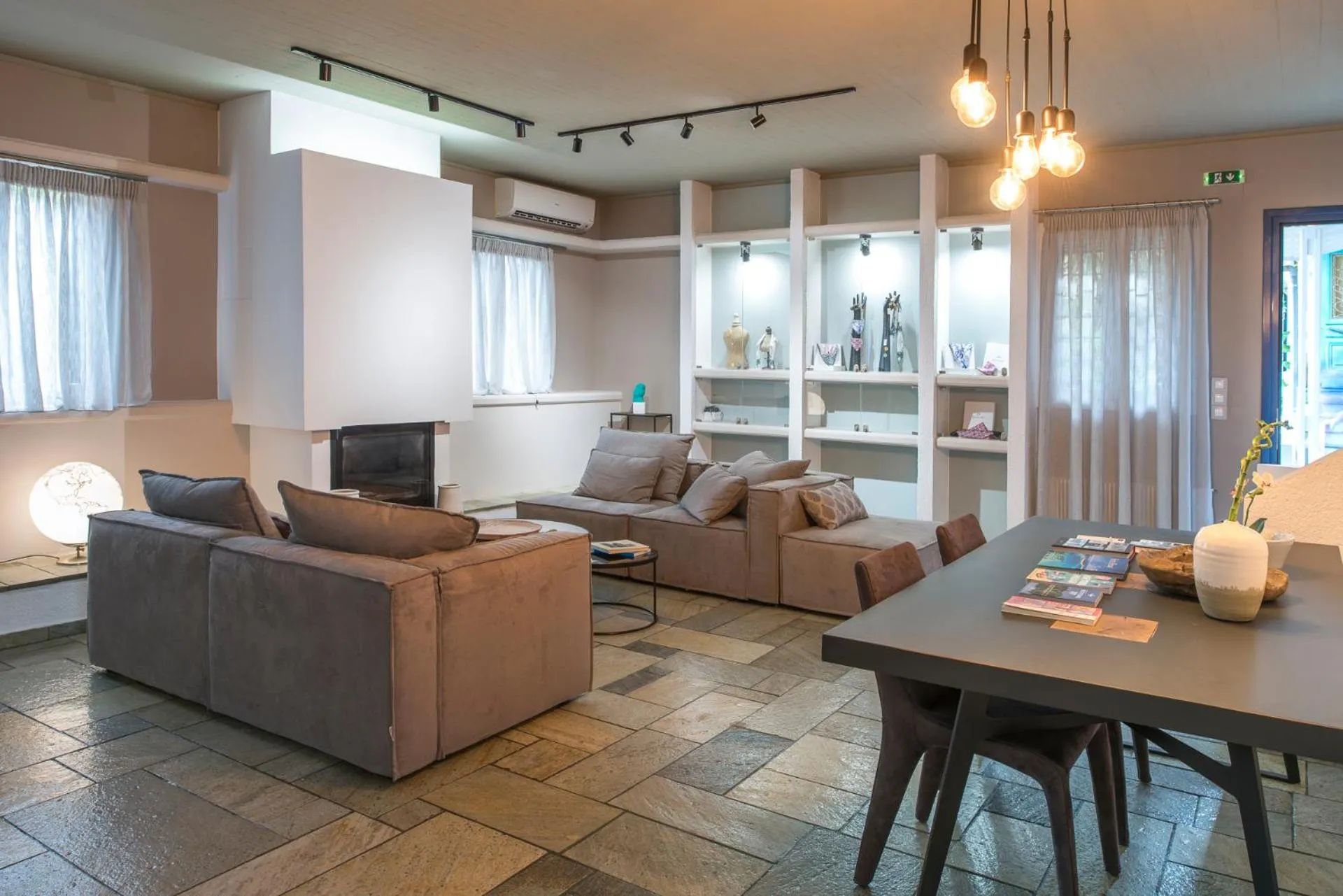 Living room in The Secret Boutique Hotel