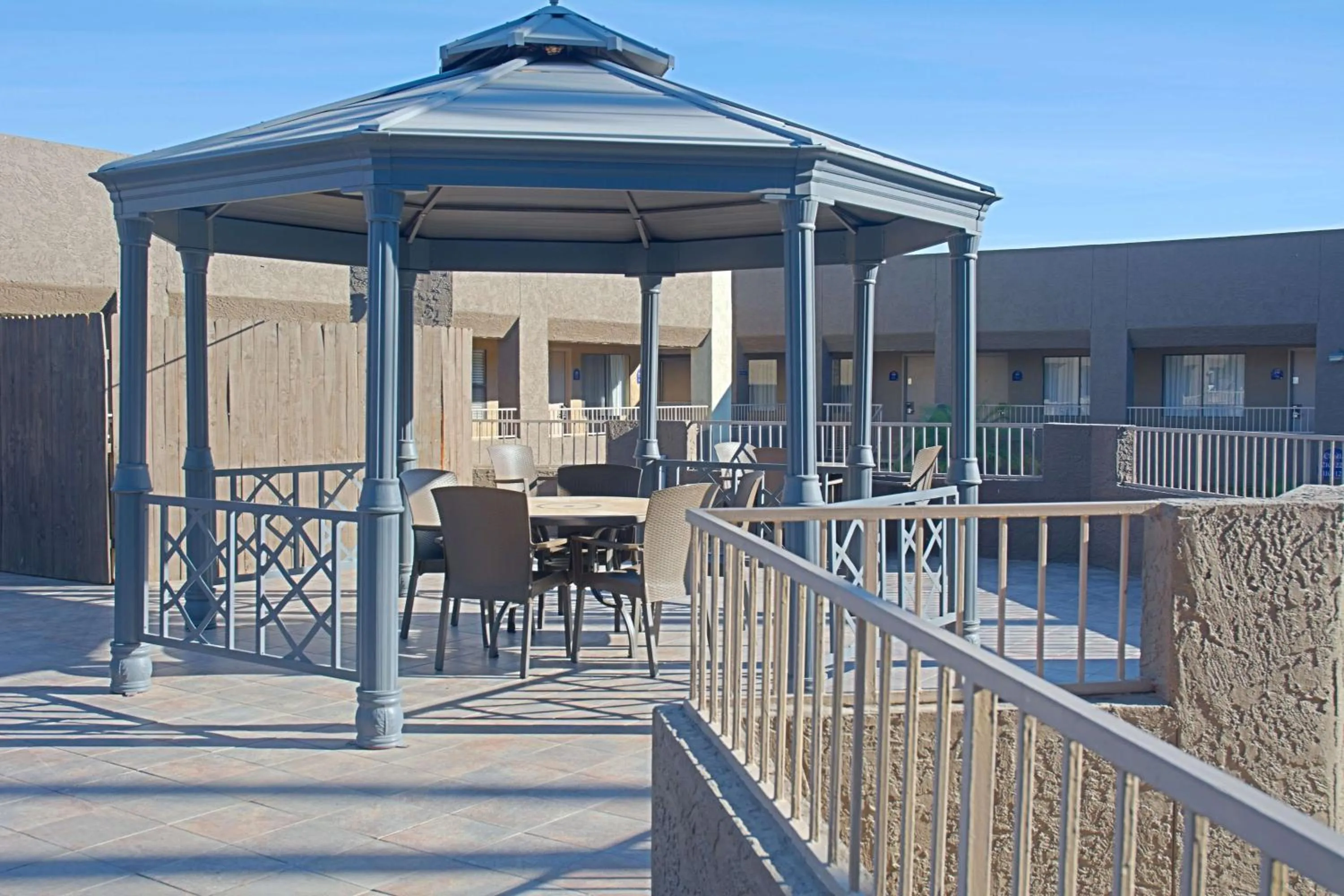 Property building in Best Western Yuma Mall Hotel & Suites