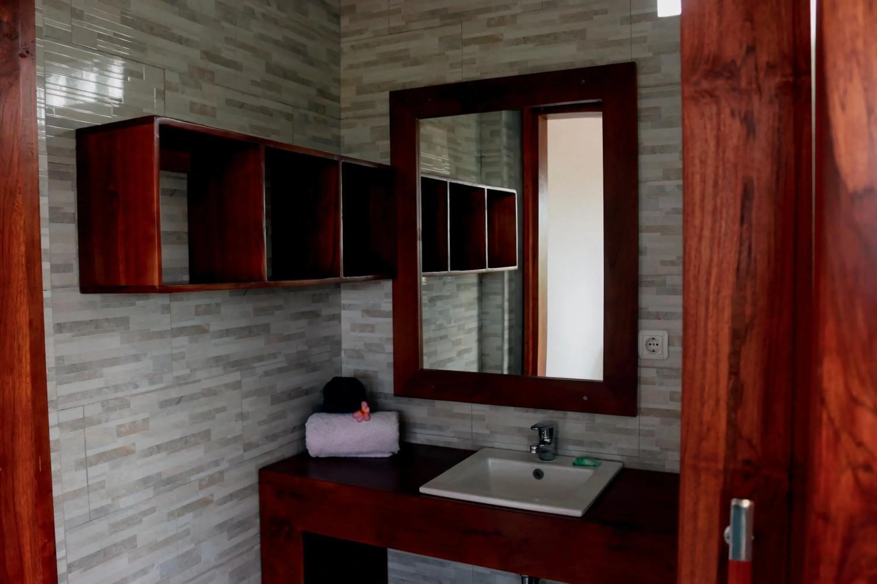 Bathroom in Medewi Beach Inn