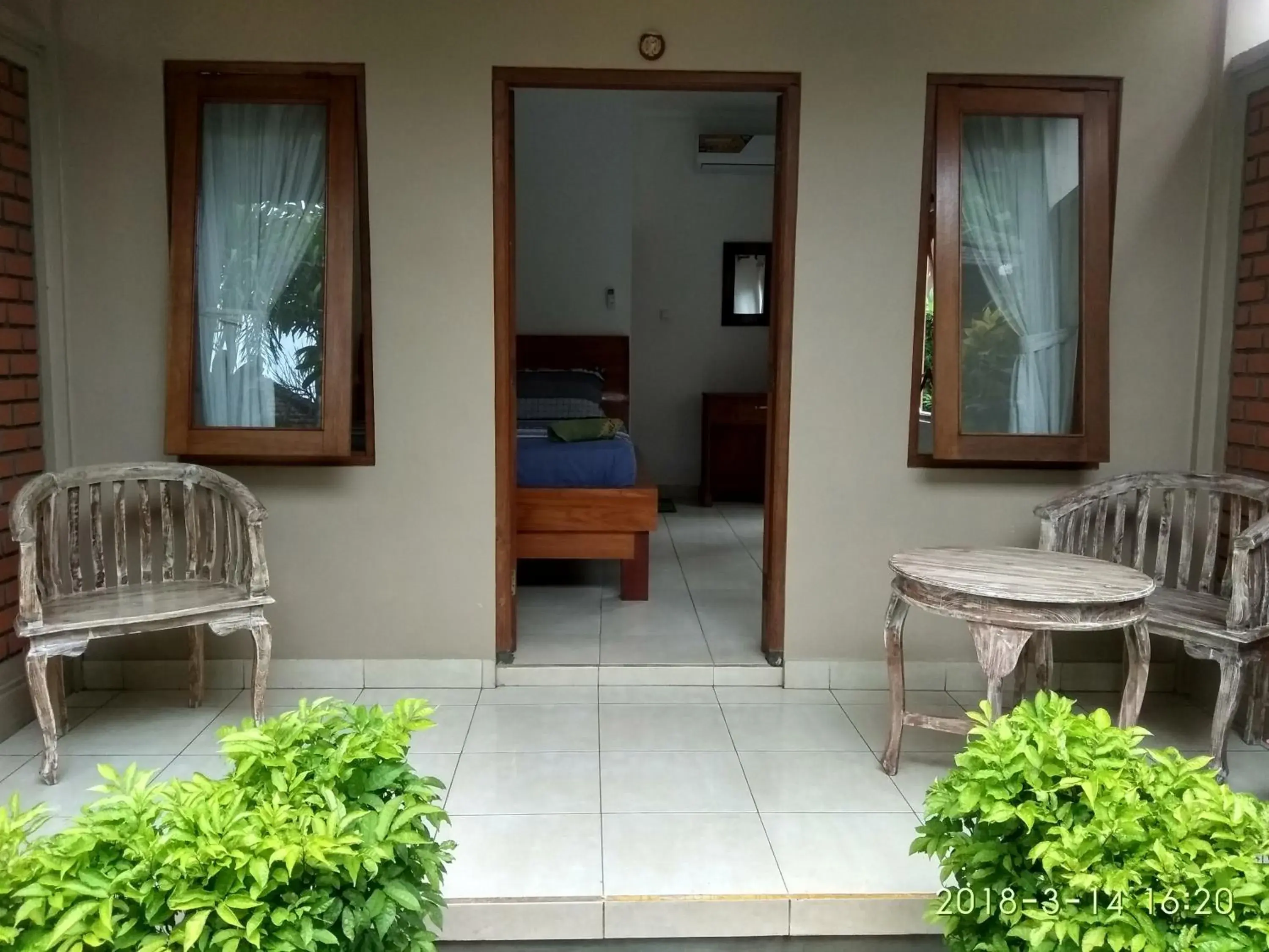 Standard Double Room in Medewi Beach Inn Standard Double Room in Medewi Beach Inn