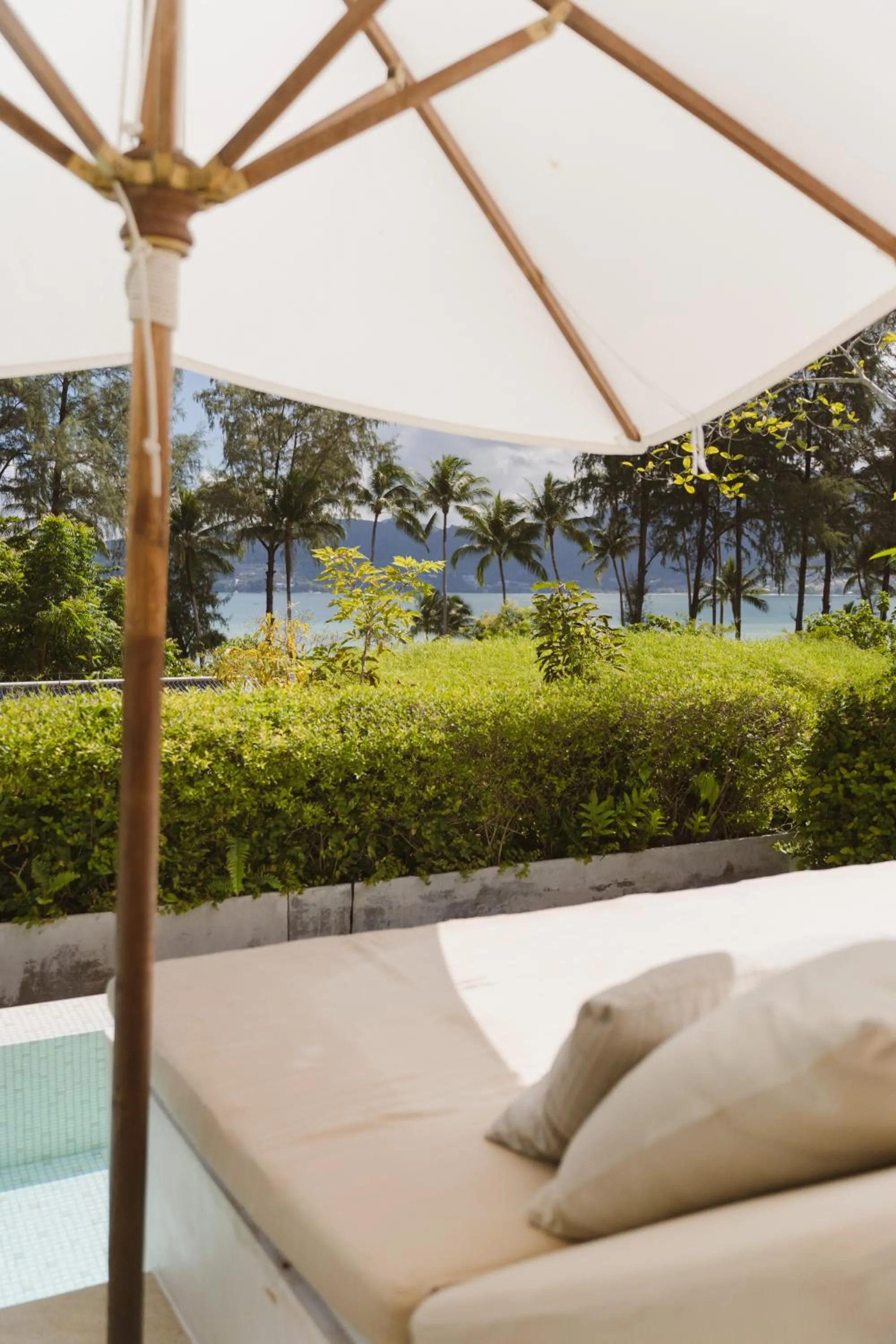 Swimming pool in Rosewood Phuket