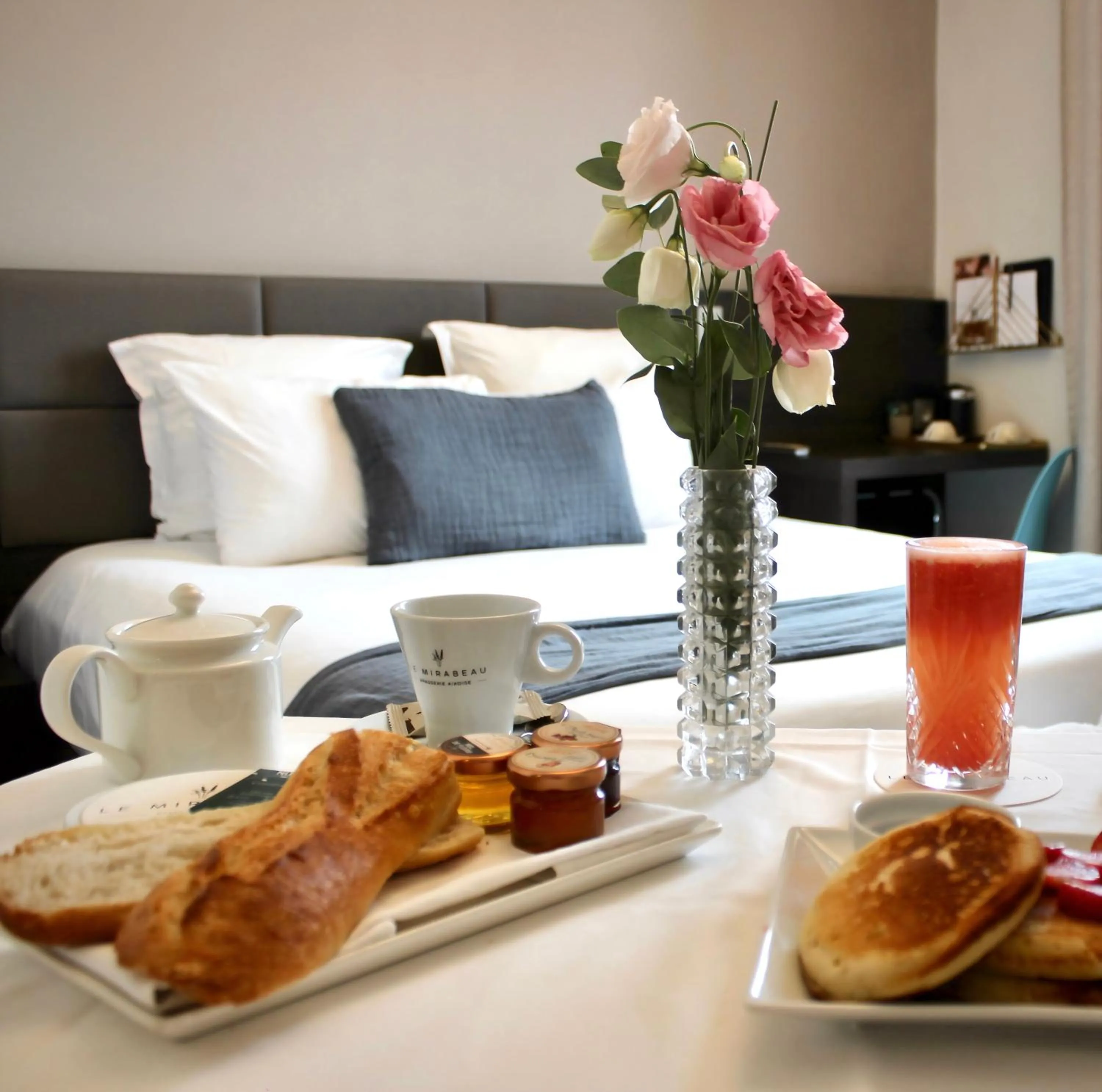 Bedroom in Negrecoste Hôtel & Spa
