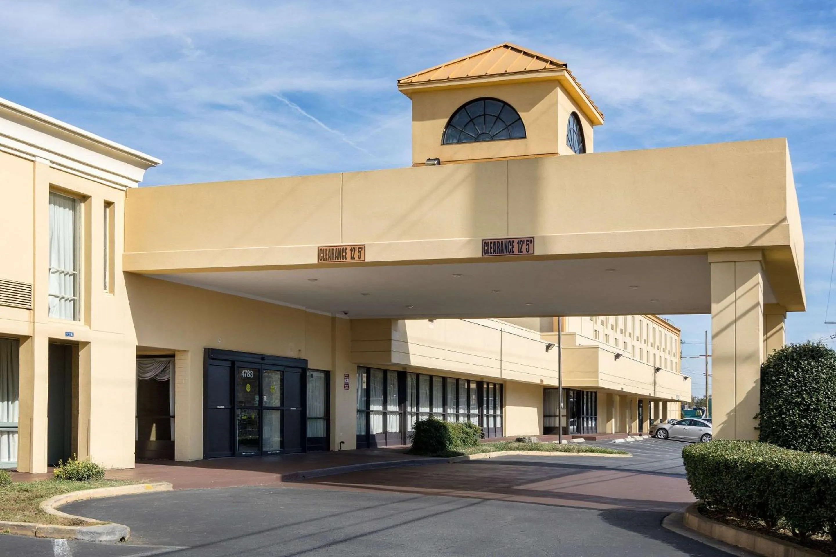 Property building in Quality Inn Near Joint Base Andrews-Washington Area