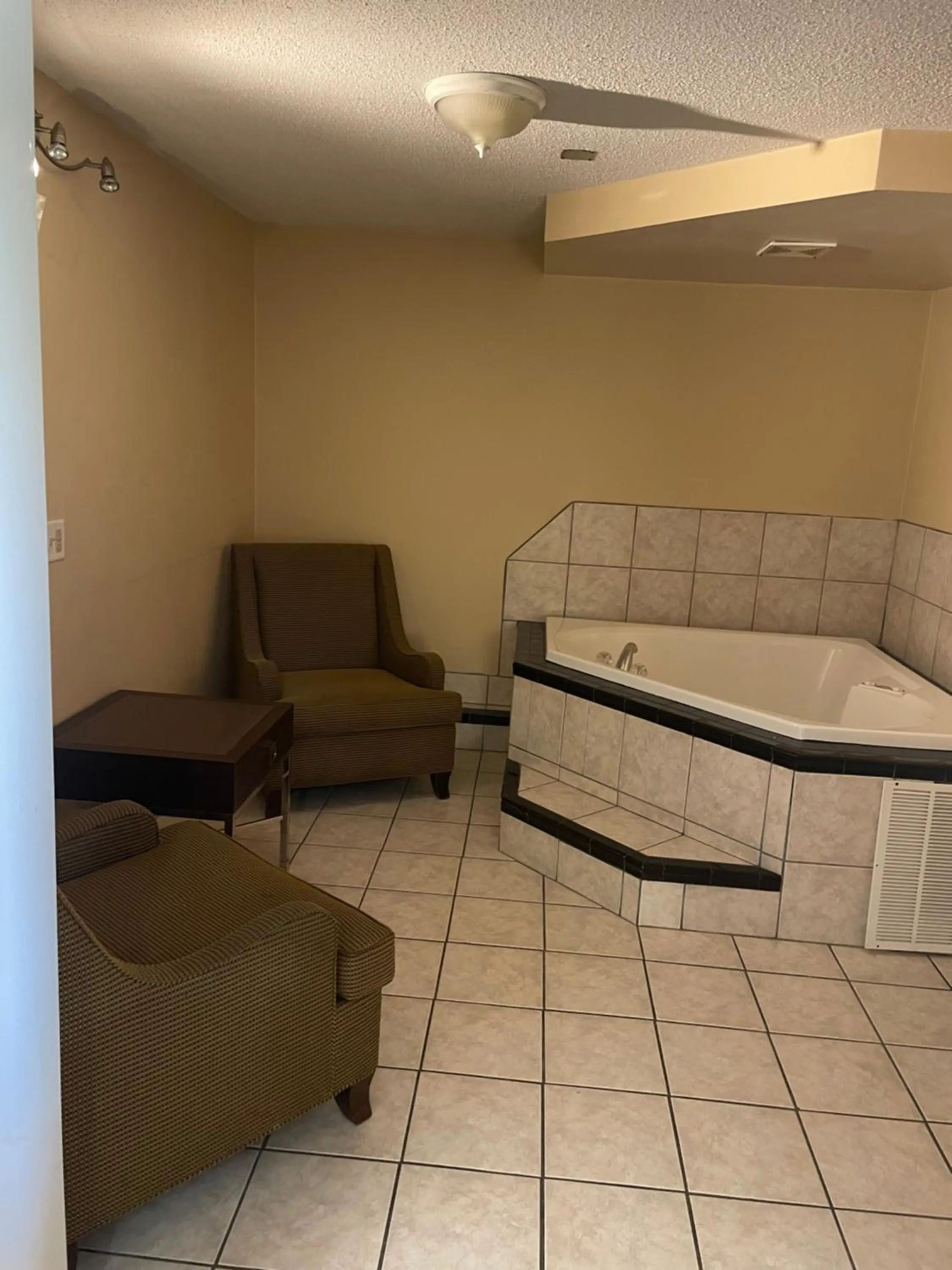 Hilltop Inn Pittsburgh