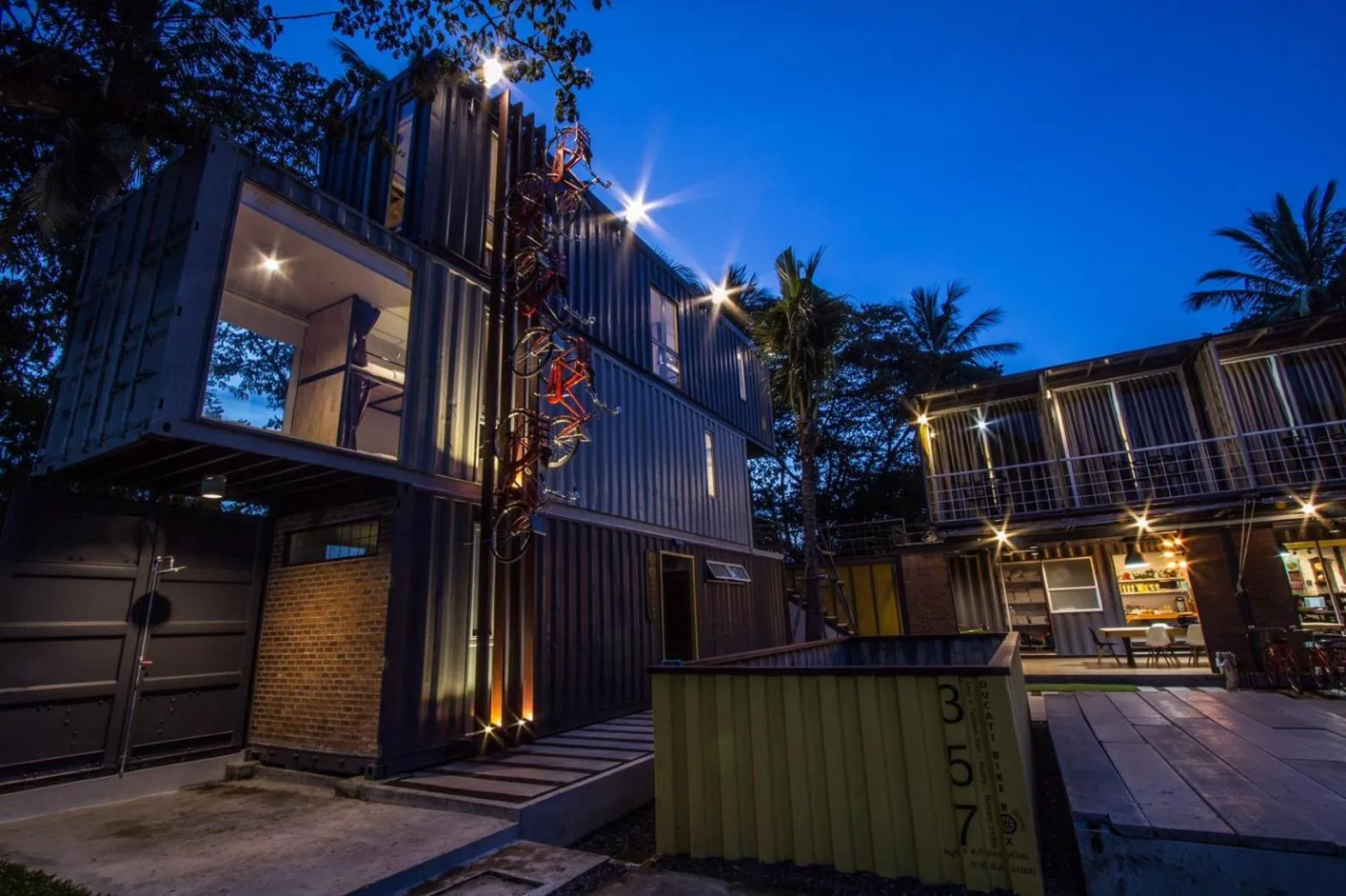 Ducati Bike Box Hotel