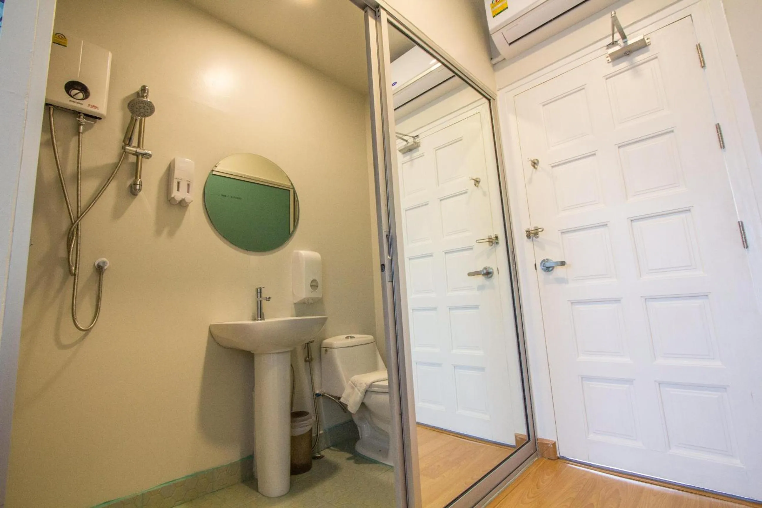 Ducati Bike Box Hotel