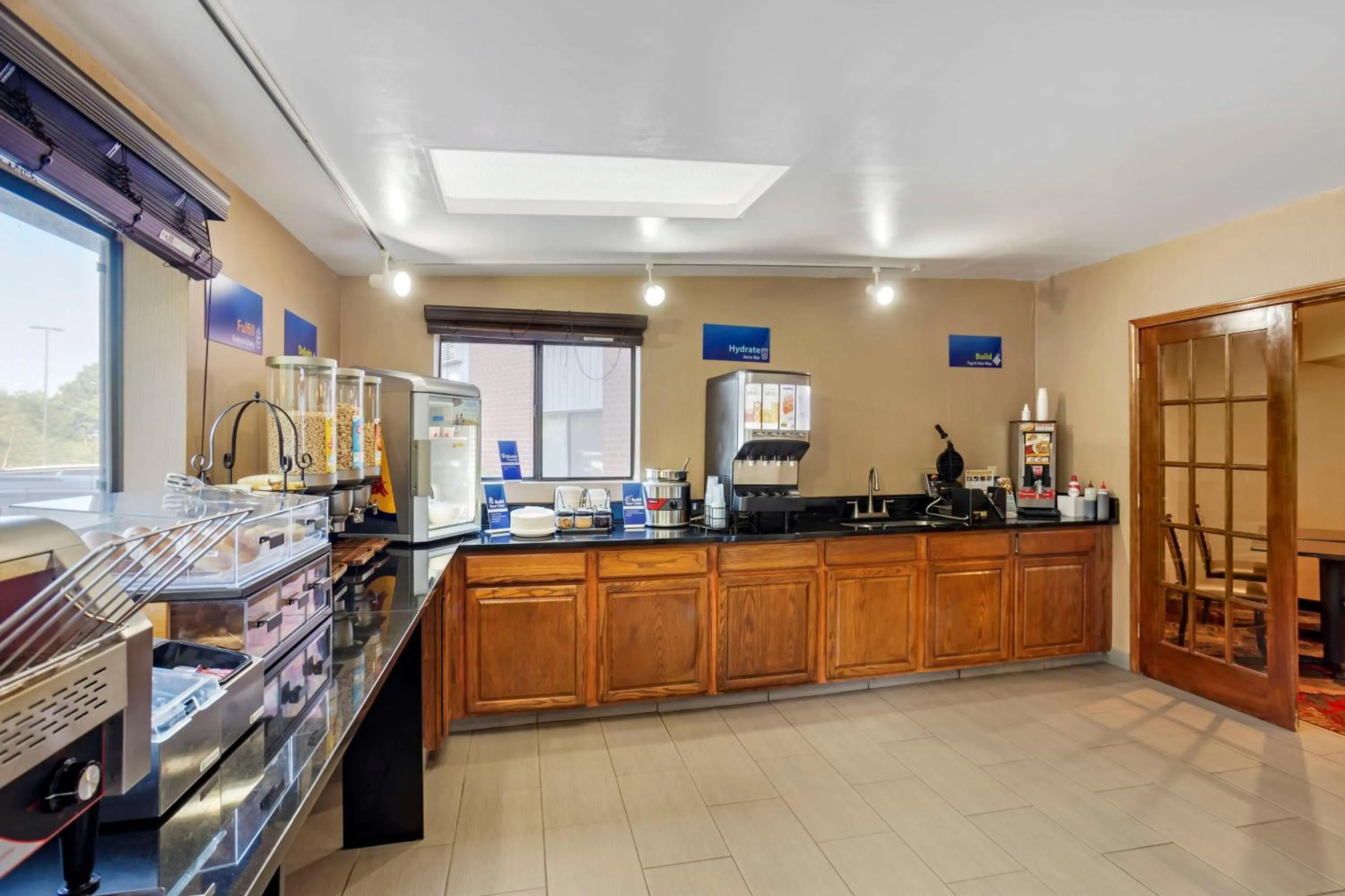 Breakfast in Best Western Monticello