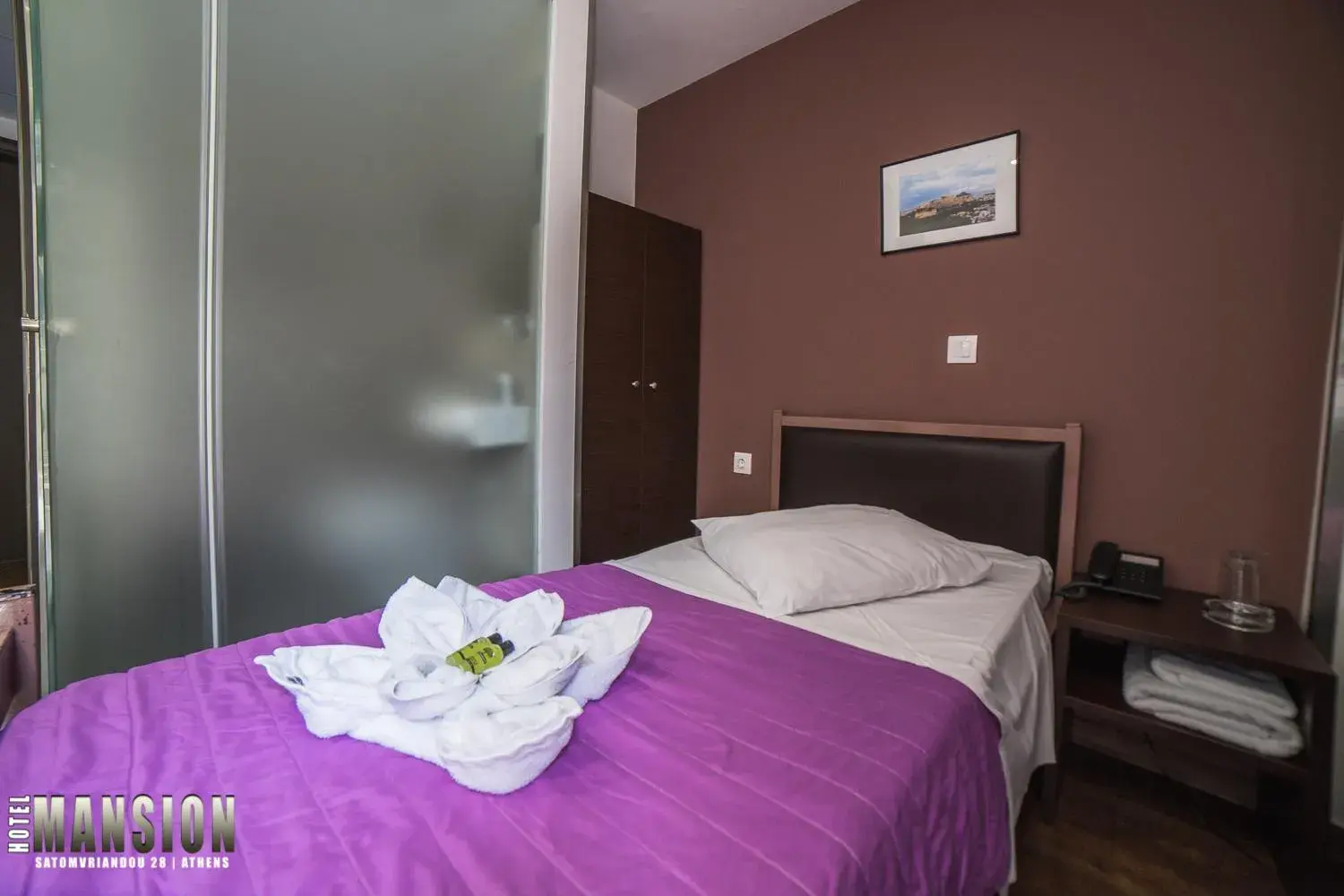 Single Room in Mansion Hotel Single Room in Mansion Hotel