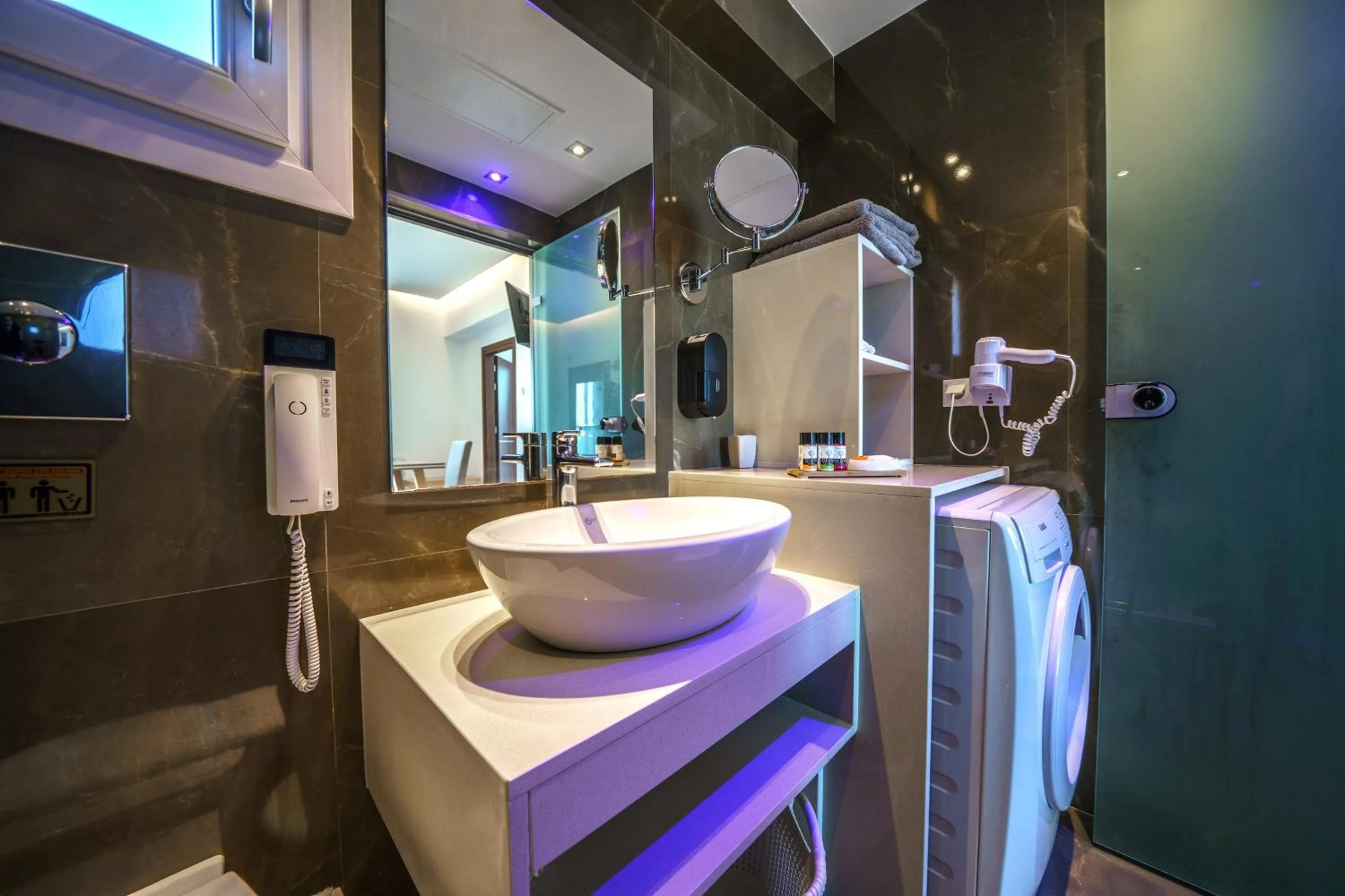 Bathroom in Elysian Suites