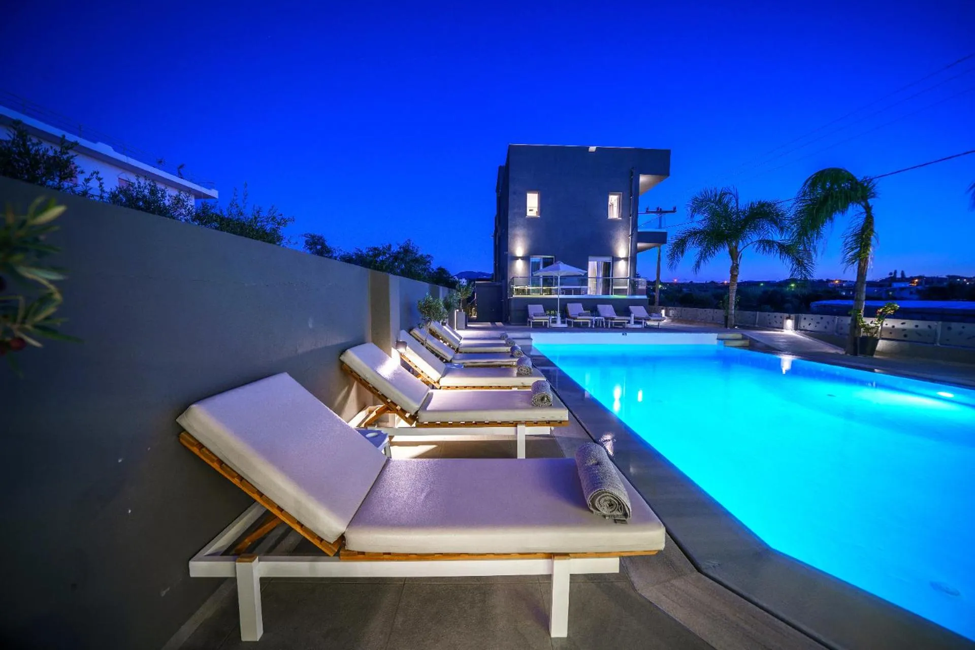 Swimming pool in Elysian Suites