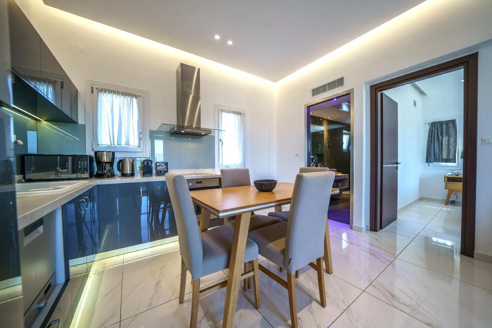 Kitchen or kitchenette in Elysian Suites