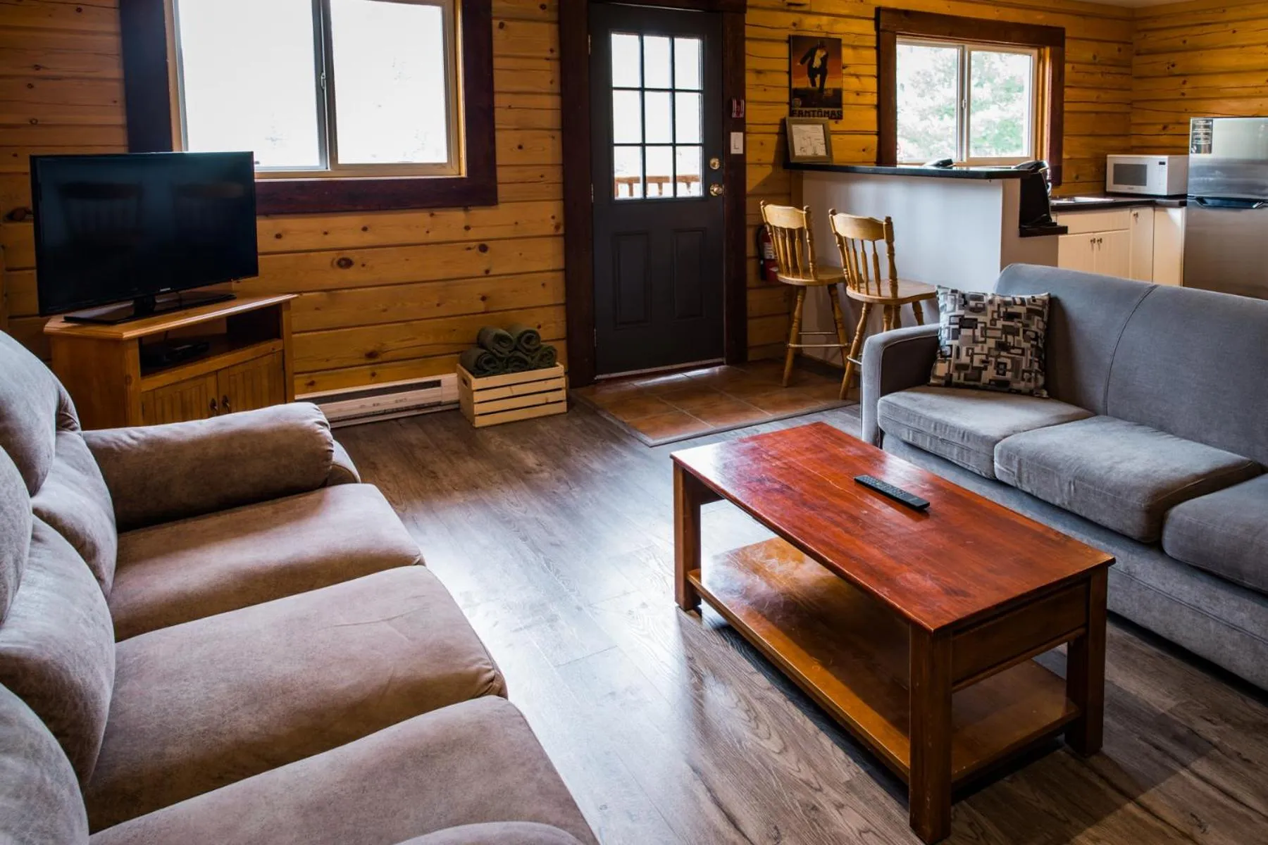 Glacier House Hotel & Resort