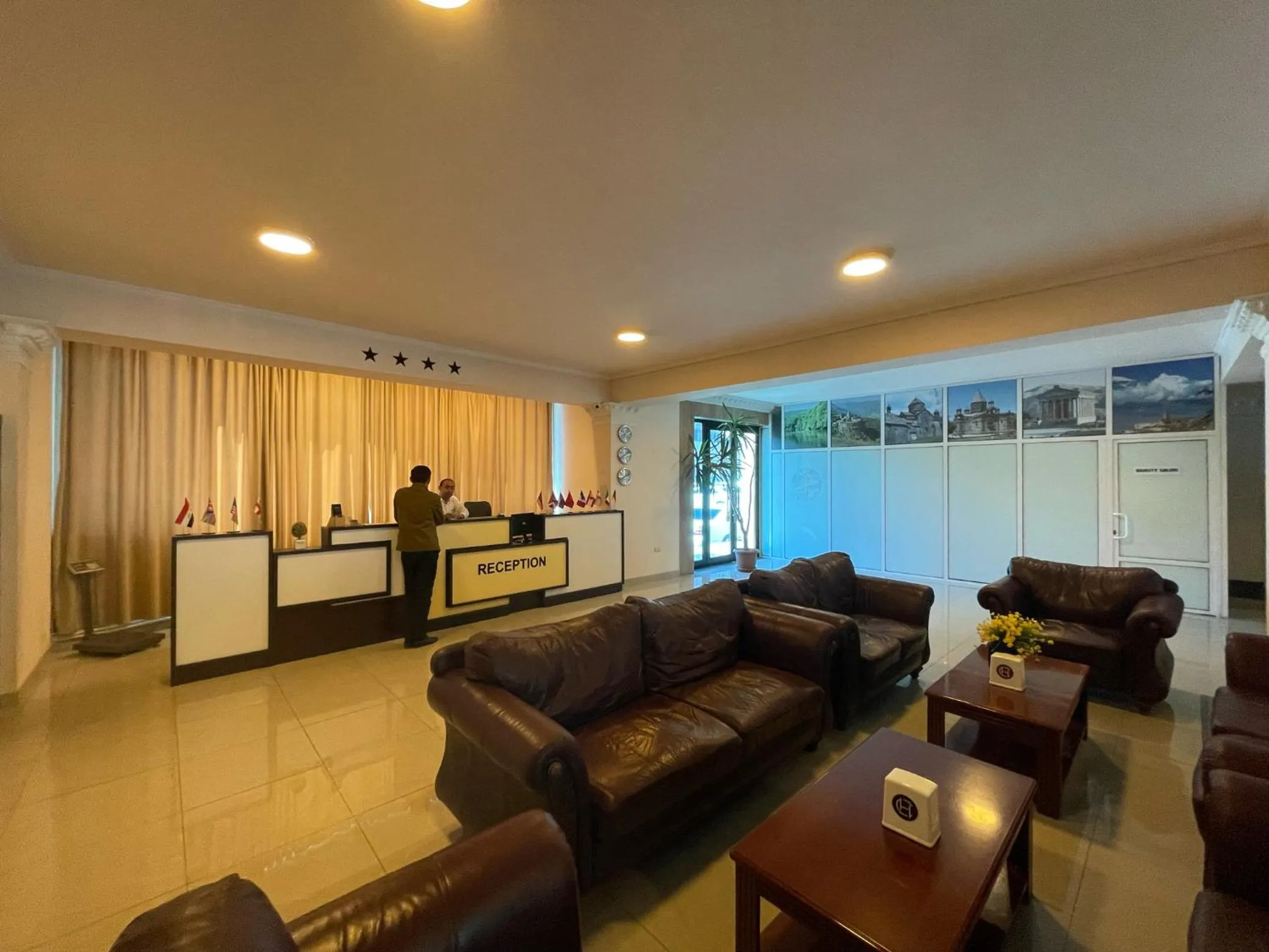 Lobby or reception in Comfort Hotel