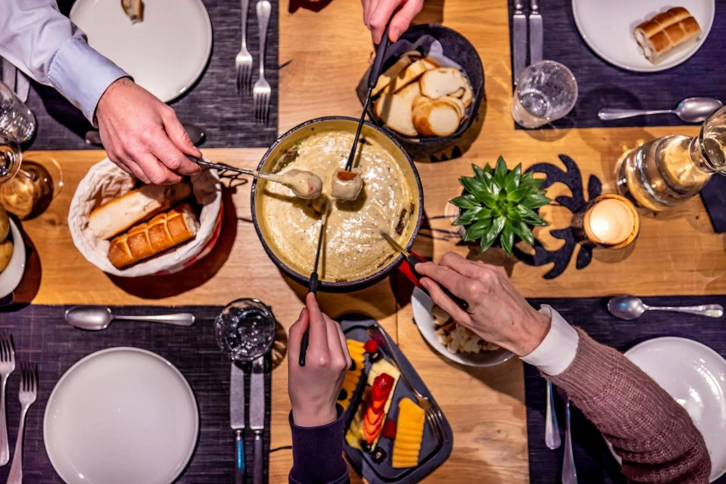 Restaurant/places to eat in Boutique Hotel Pellas