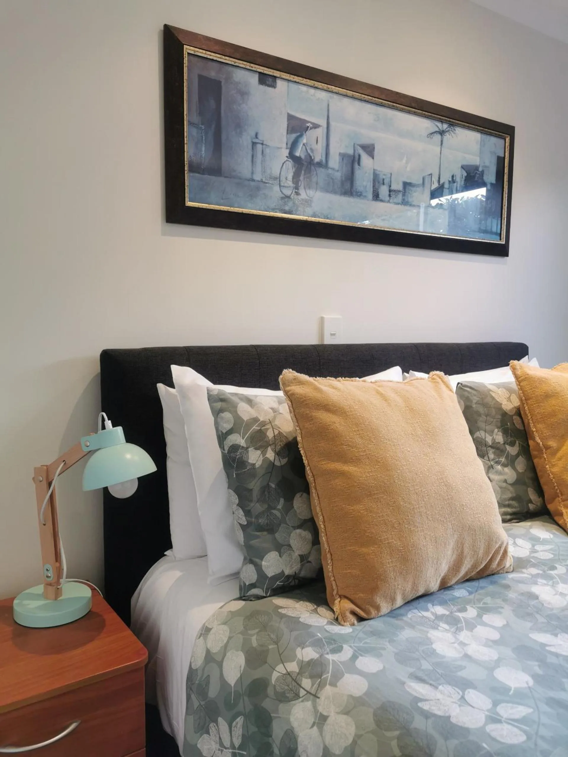 Bed in ASURE Ascot Motor Inn