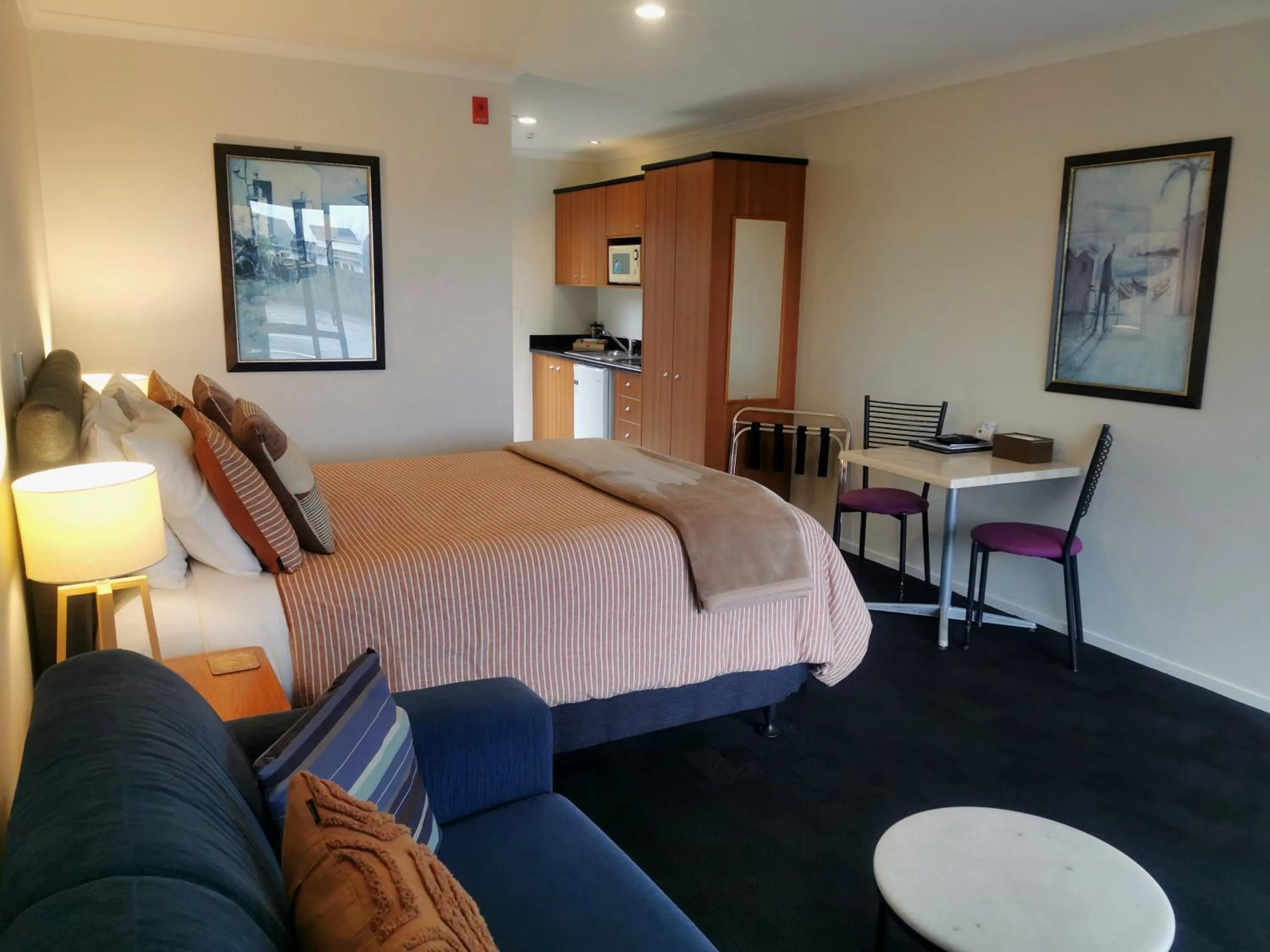 Bed in ASURE Ascot Motor Inn