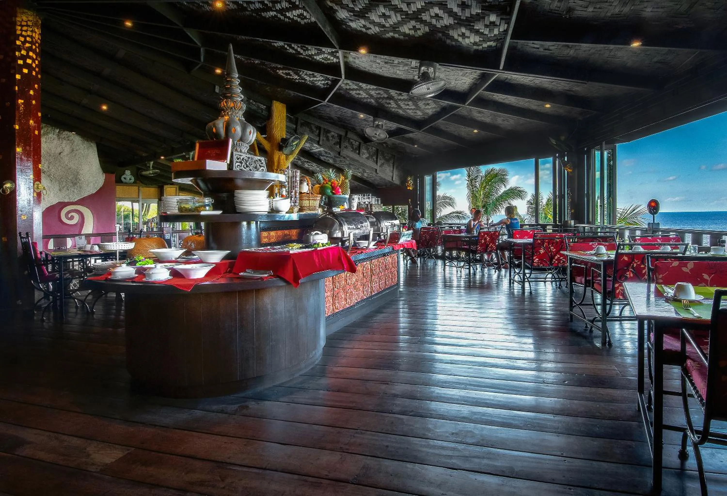 Restaurant/places to eat in Jamahkiri Dive Resort & Spa