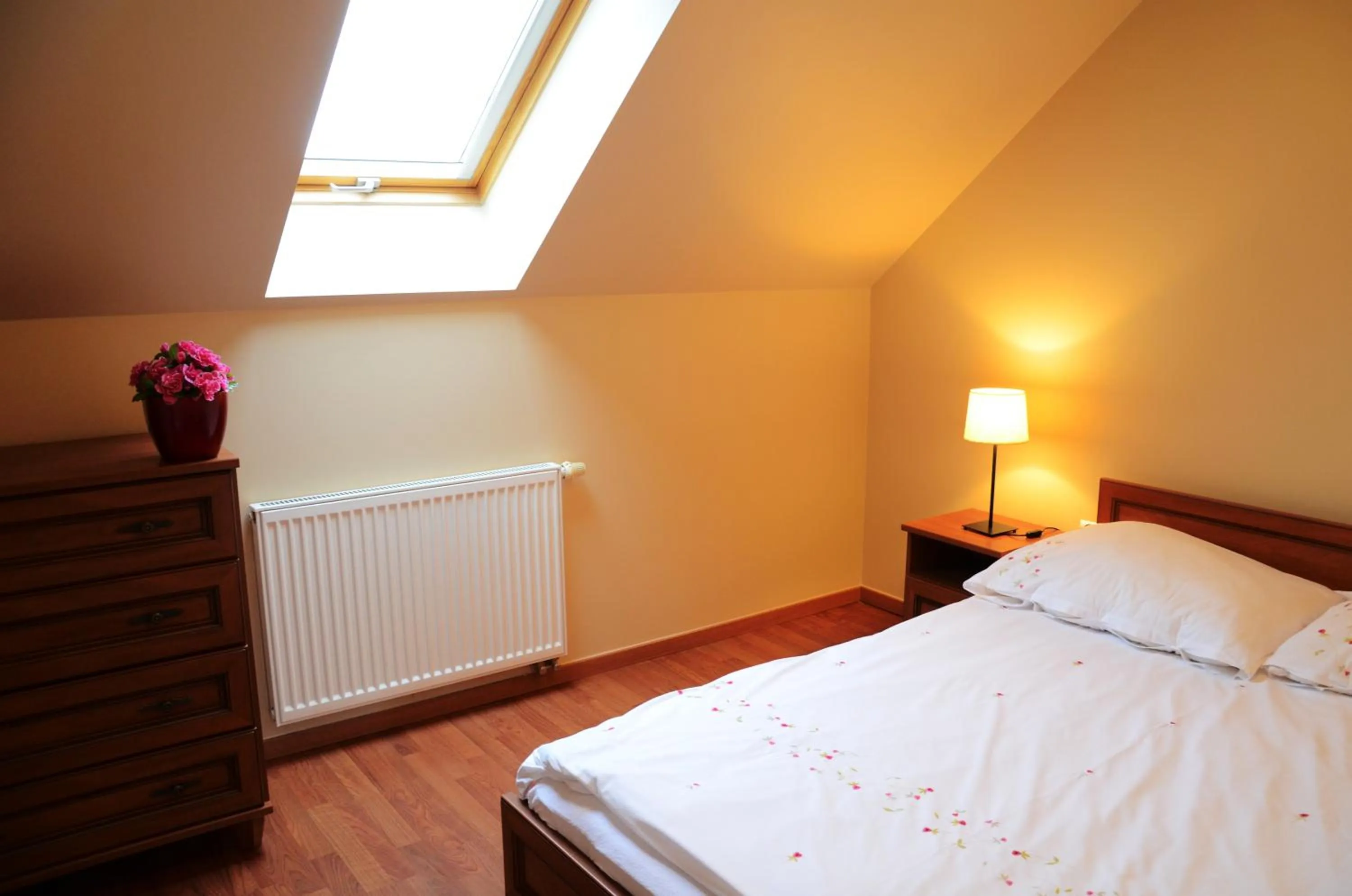 Photo of the whole room, Bed in Apartamenty Dom na Wzgórzu Gardenia