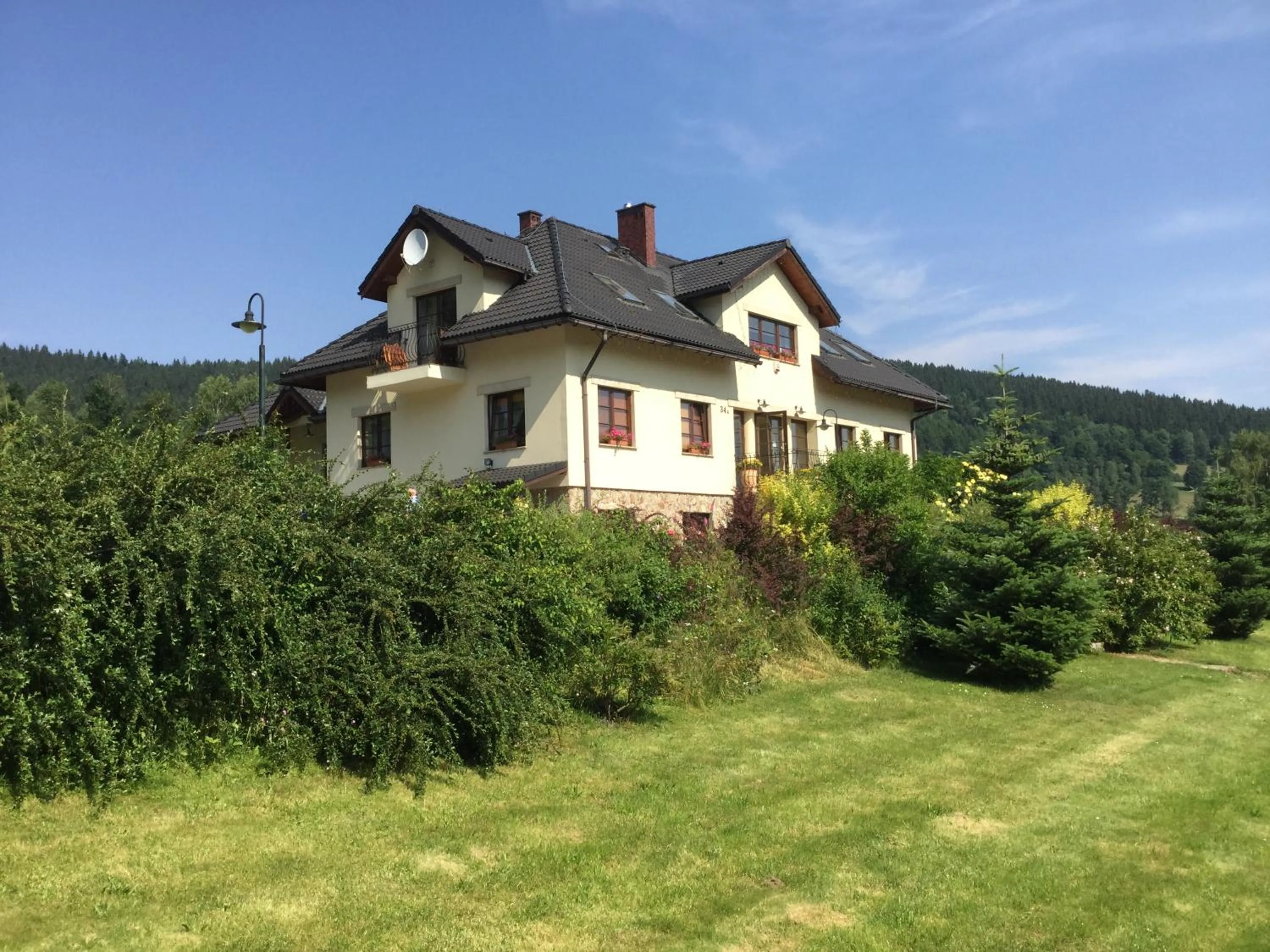 Property building in Apartamenty Dom na Wzgórzu Gardenia