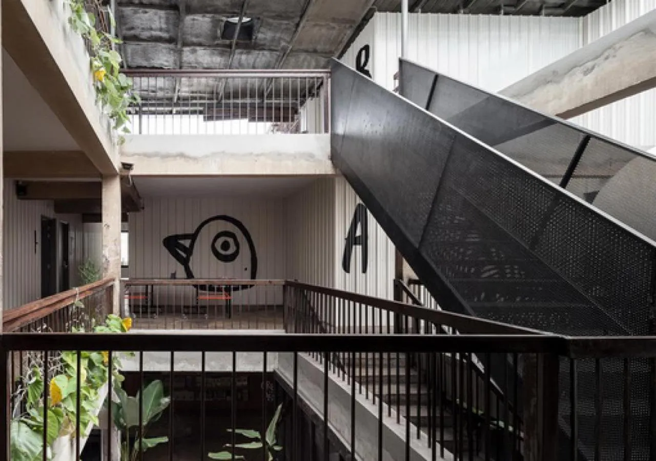 Property building in Thunder Bird Hostel