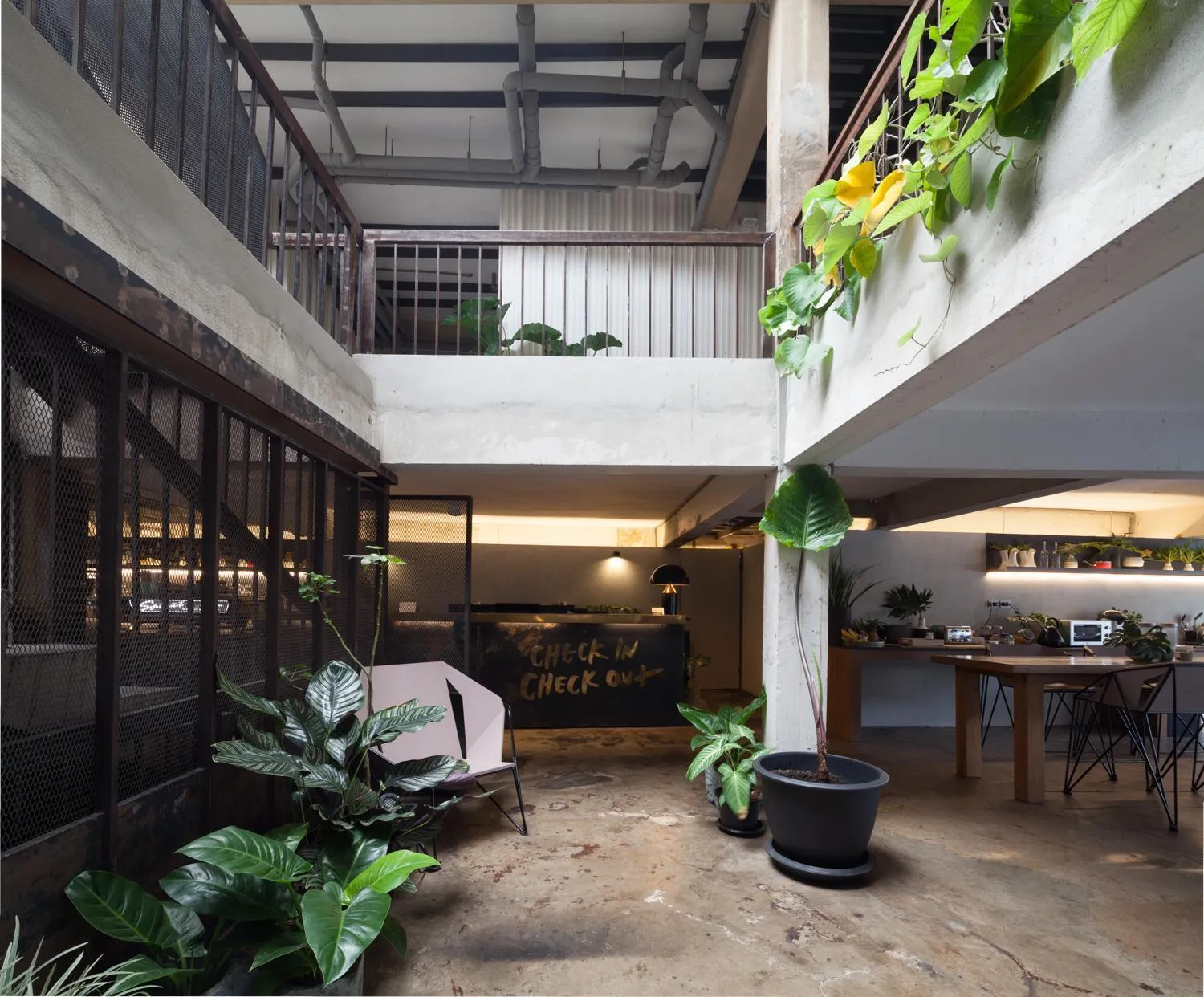 Lobby or reception in Thunder Bird Hostel