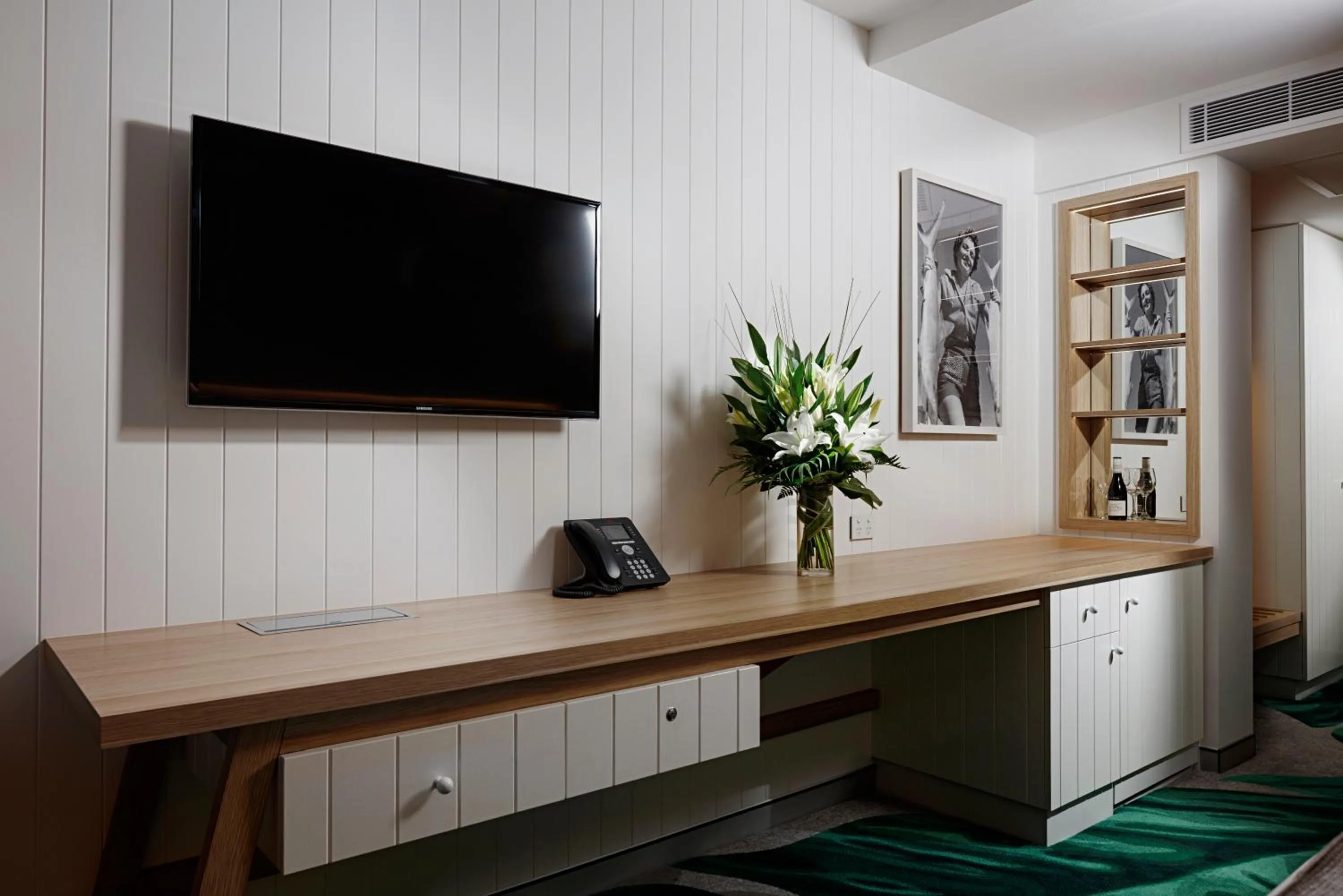 TV and multimedia in The Ville Resort - Casino