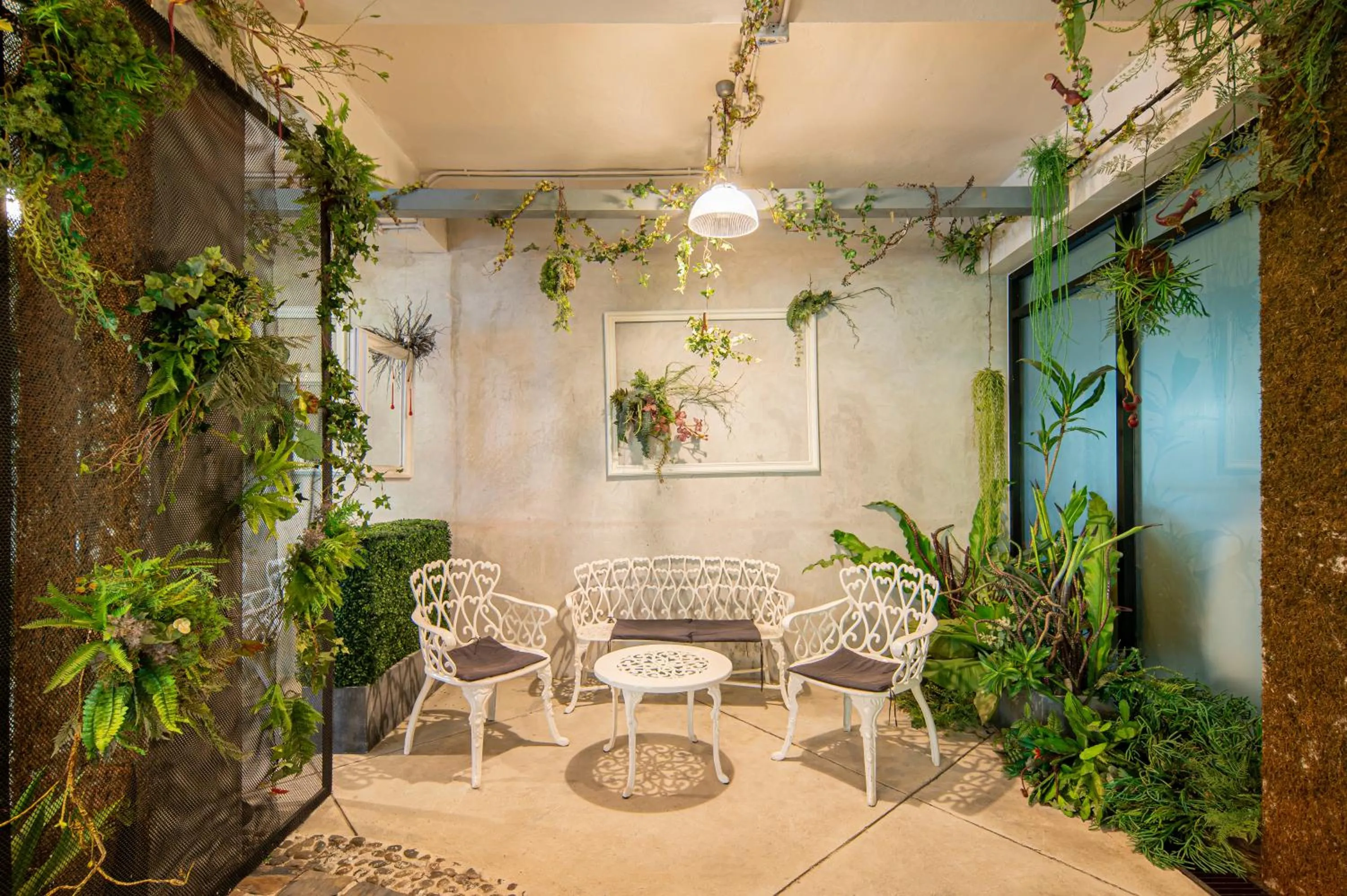 Seating area in Sunbeam Hotel Pattaya